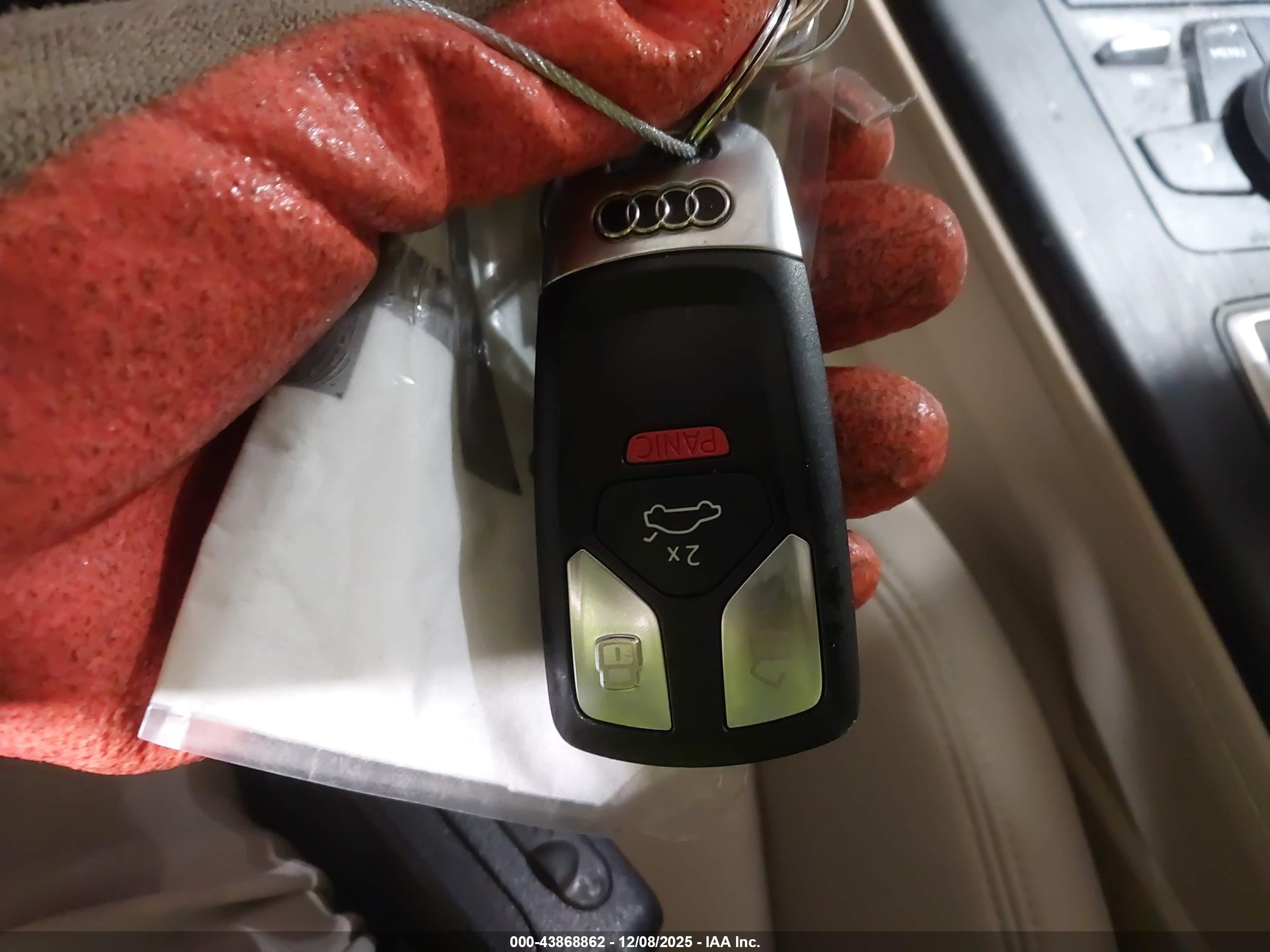 AUDI A4 image 11