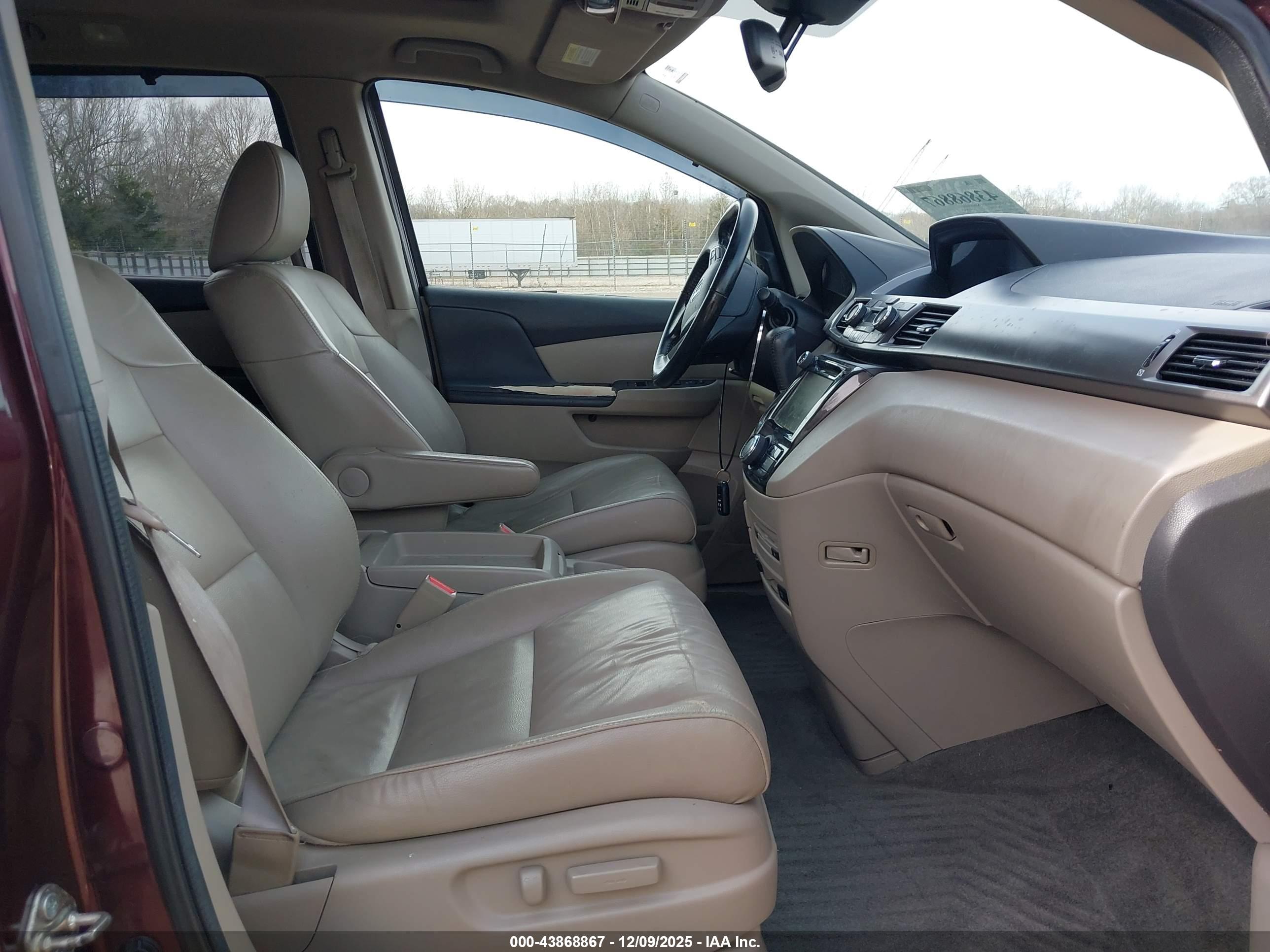 HONDA ODYSSEY image 5