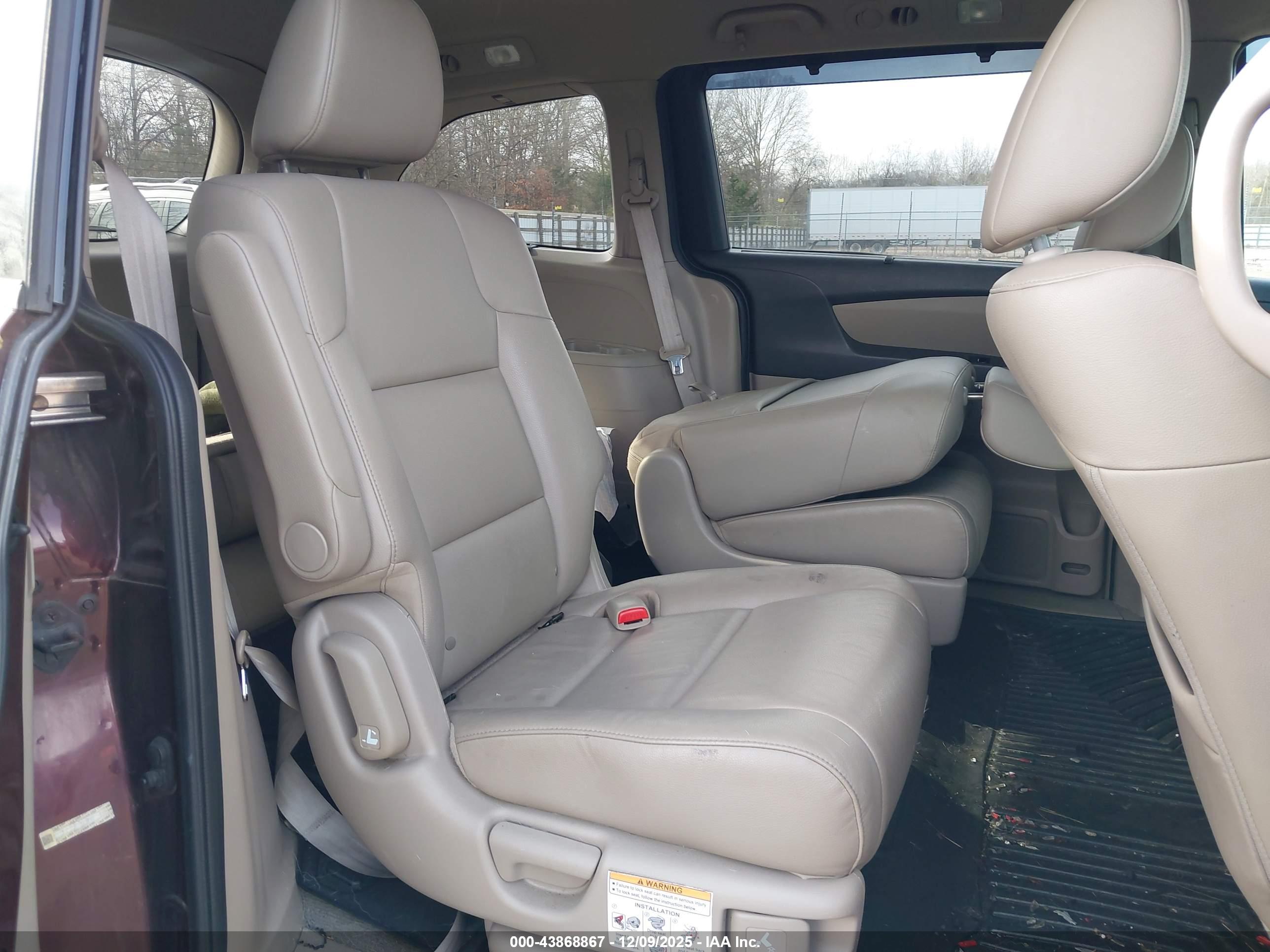 HONDA ODYSSEY image 8