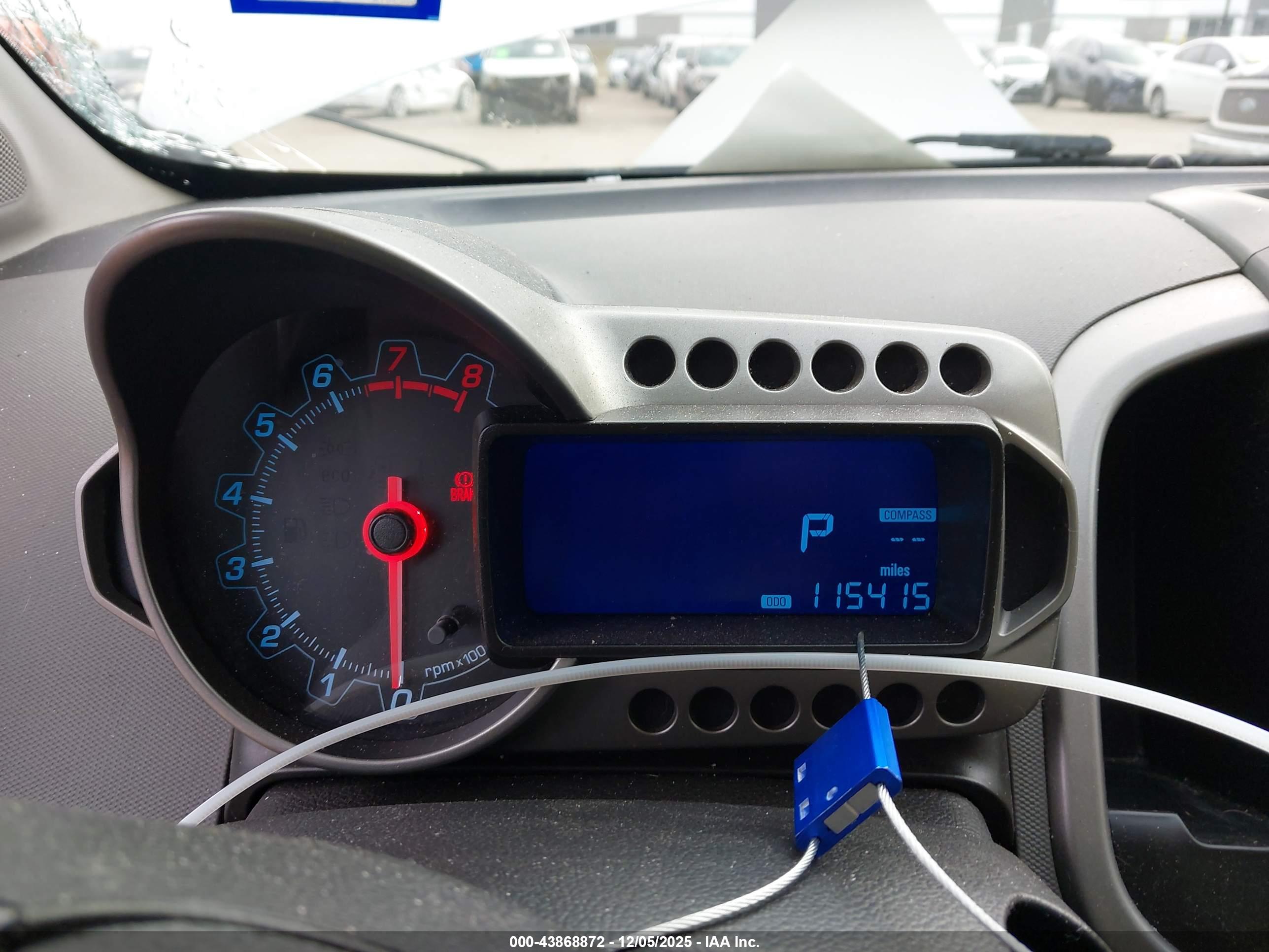 CHEVROLET SONIC image 7