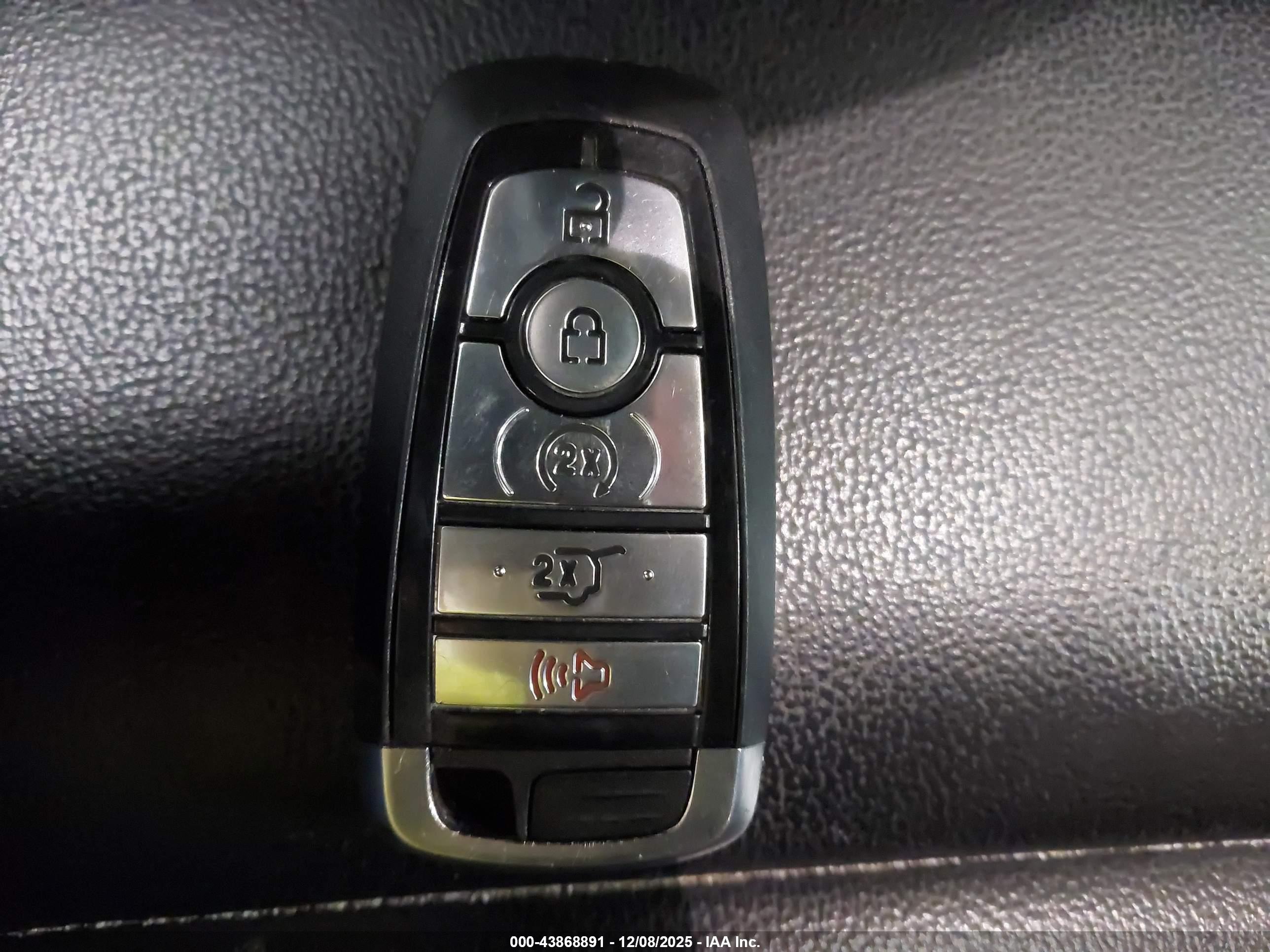 FORD EDGE image 11