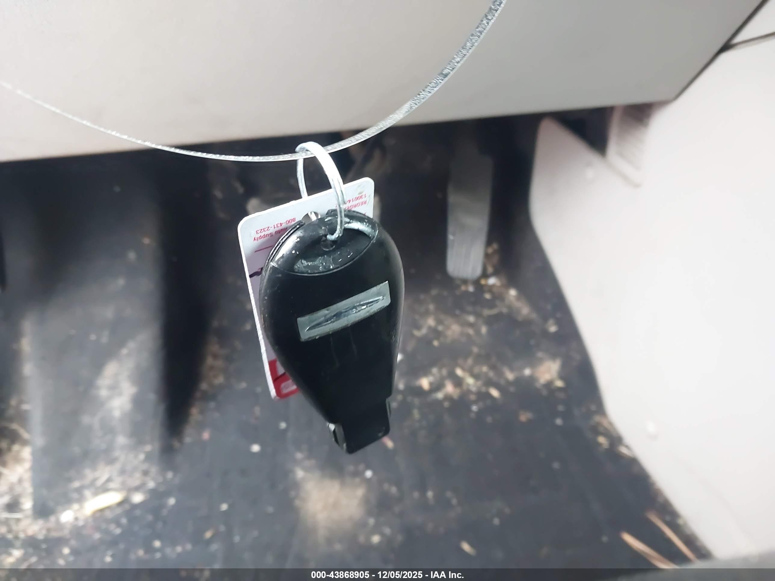 CHRYSLER TOWN image 11