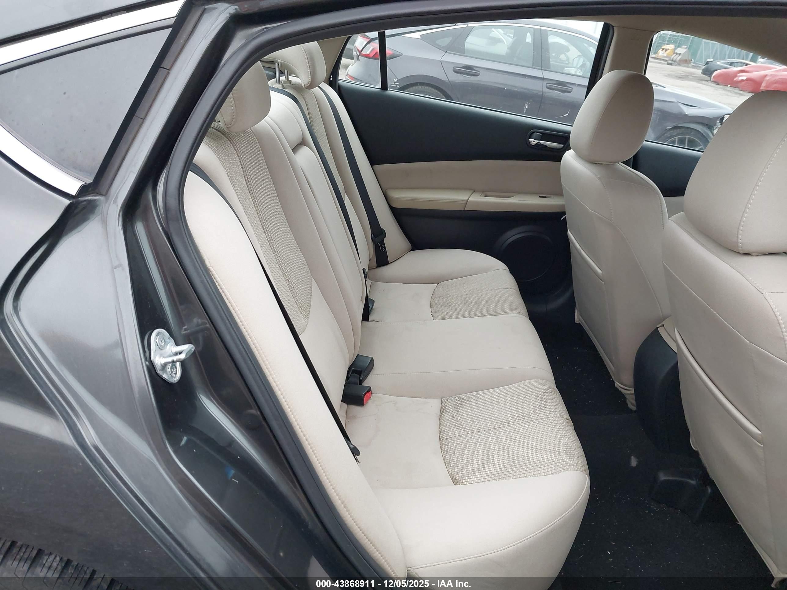 MAZDA MAZDA6 image 8