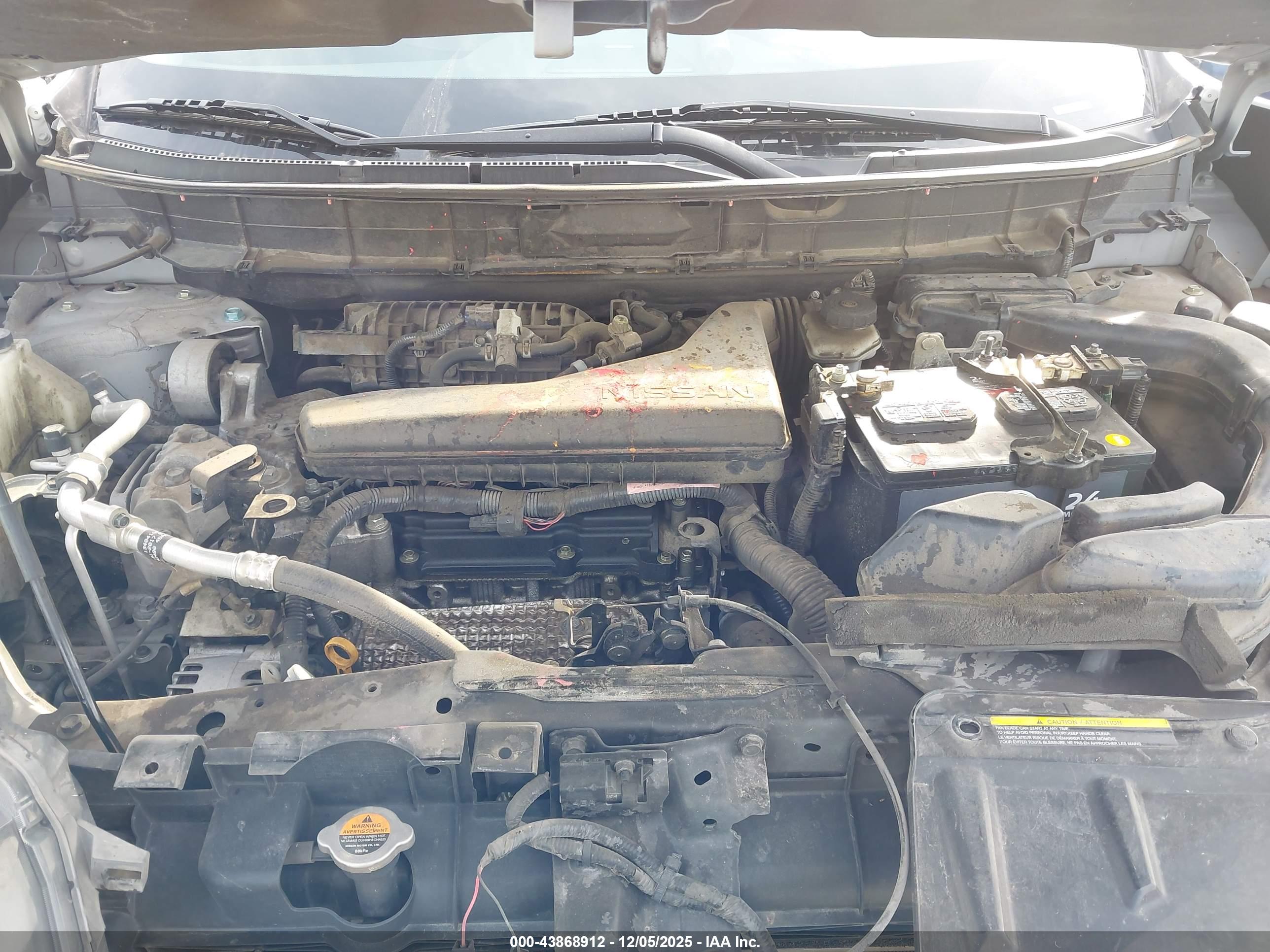 NISSAN ROGUE image 10