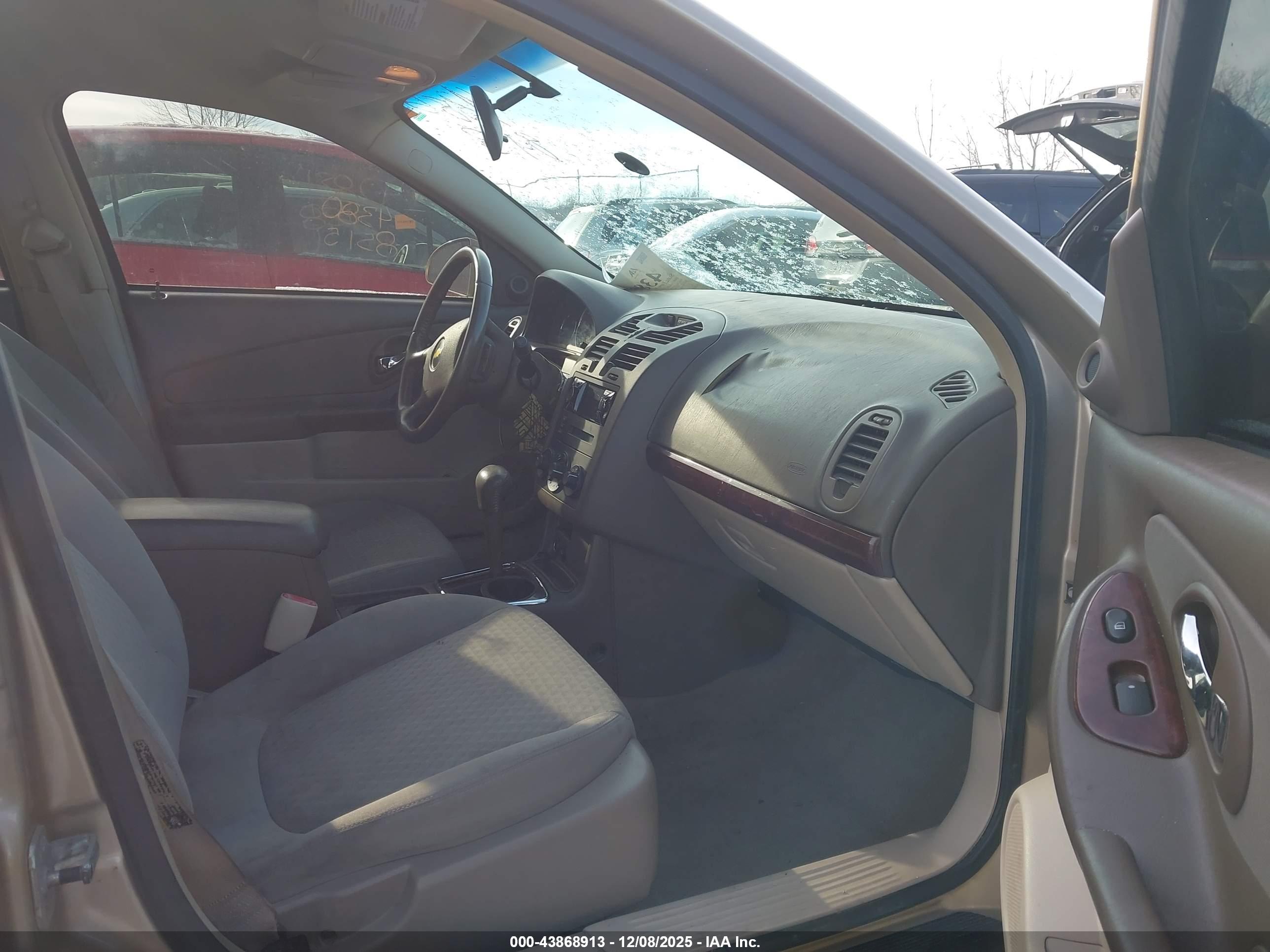 CHEVROLET MALIBU image 5