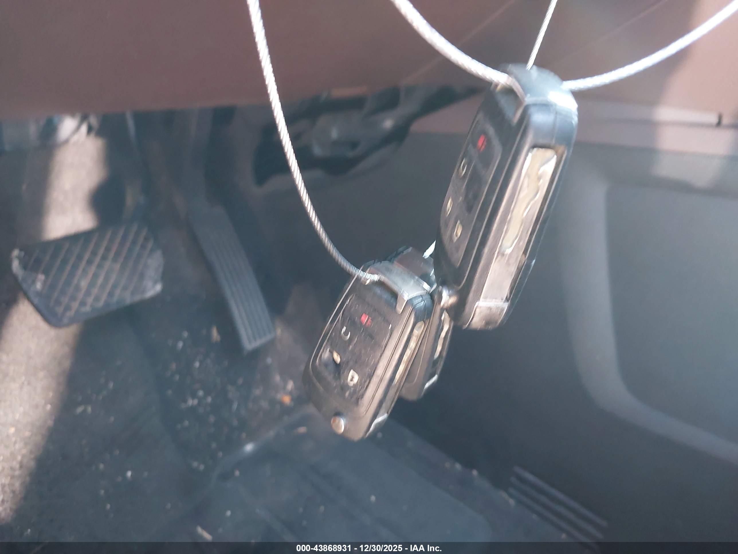 CHEVROLET EQUINOX image 11