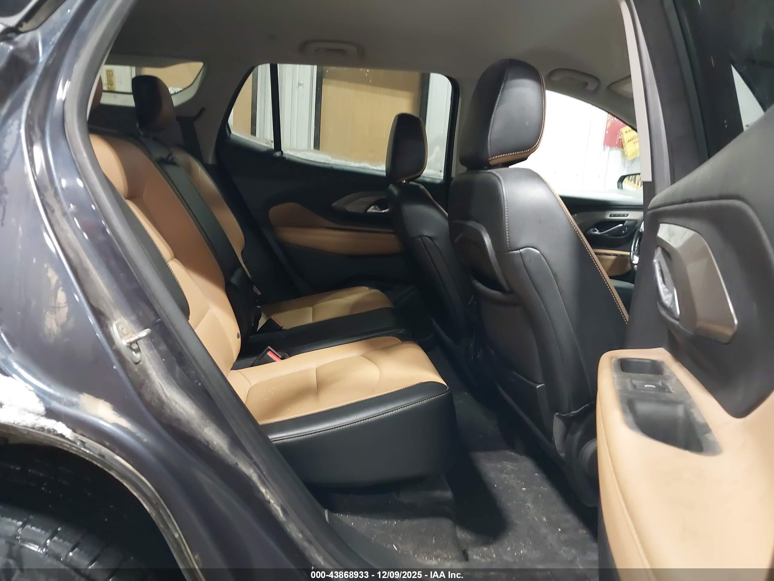 GMC TERRAIN image 8