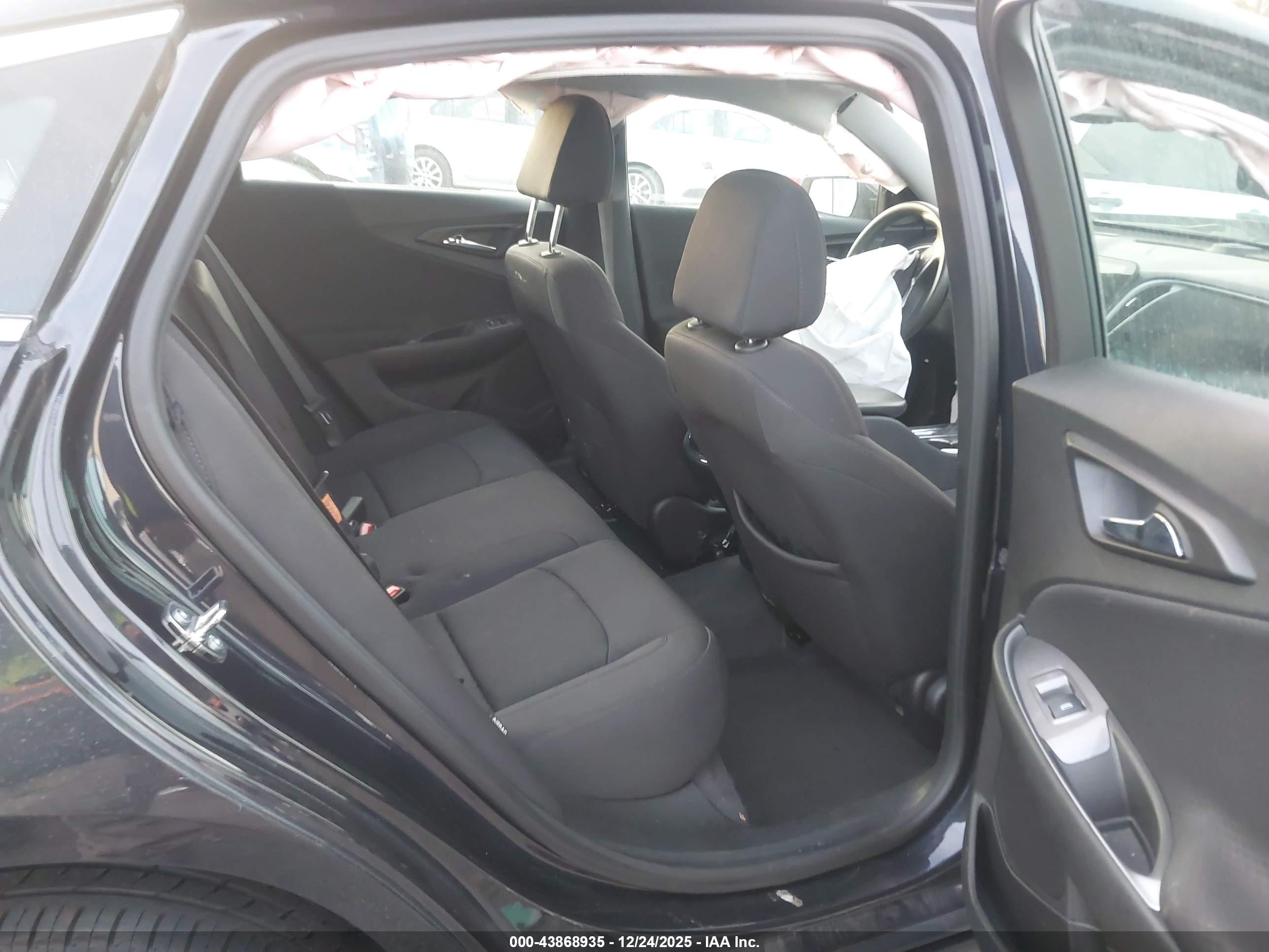 CHEVROLET MALIBU image 8