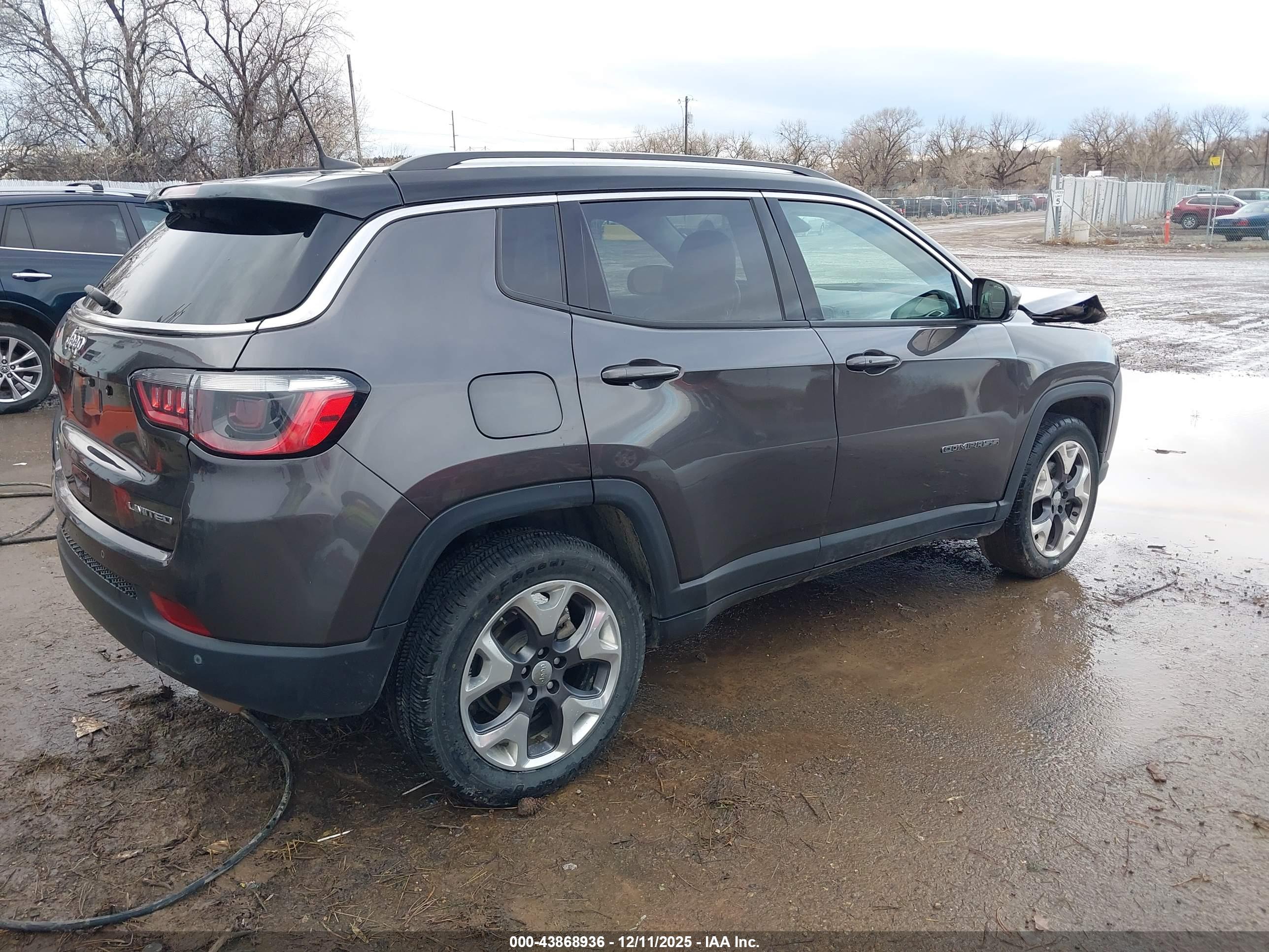 JEEP COMPASS image 4