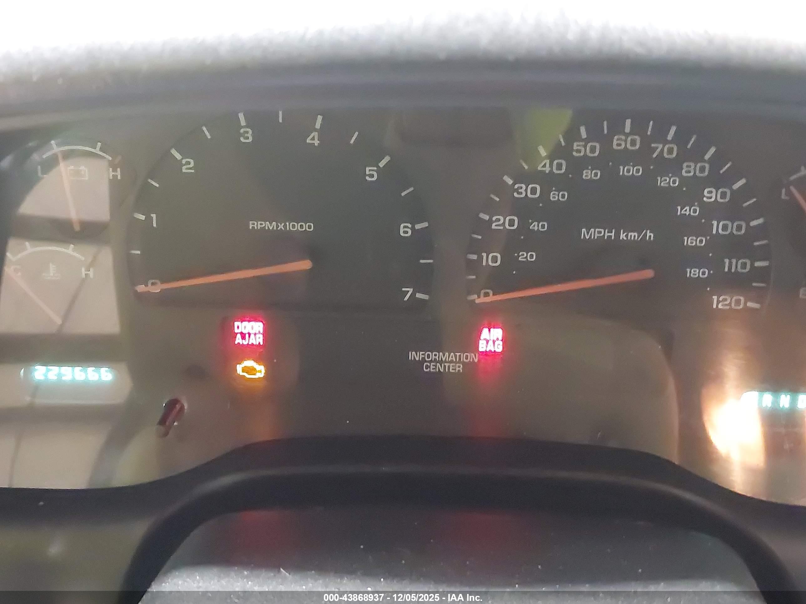 DODGE DAKOTA image 7