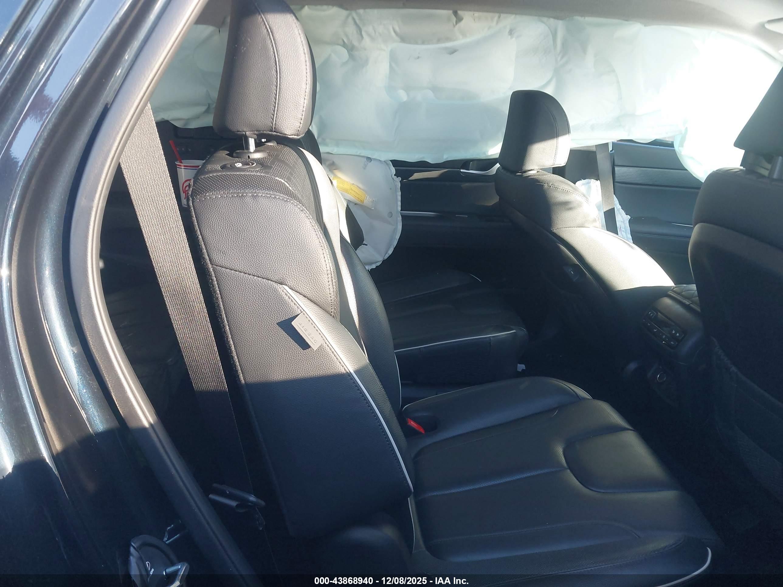 HYUNDAI PALISADE image 8