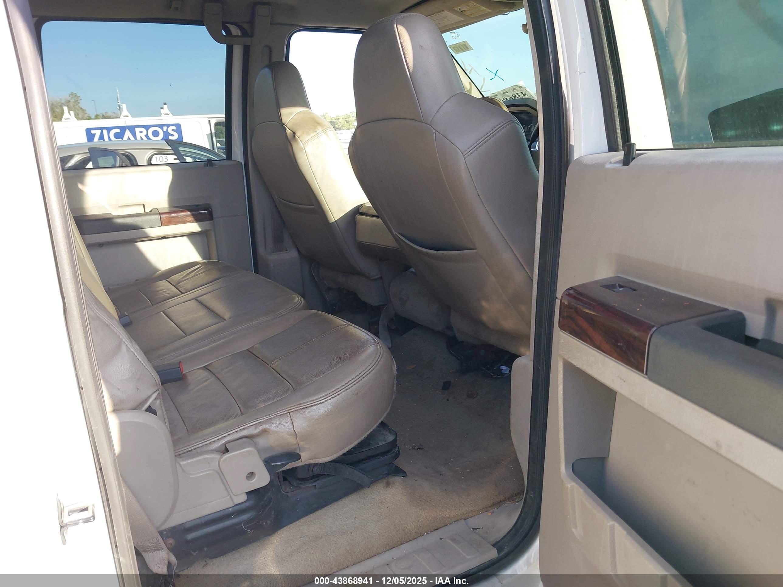 FORD F-350 image 8