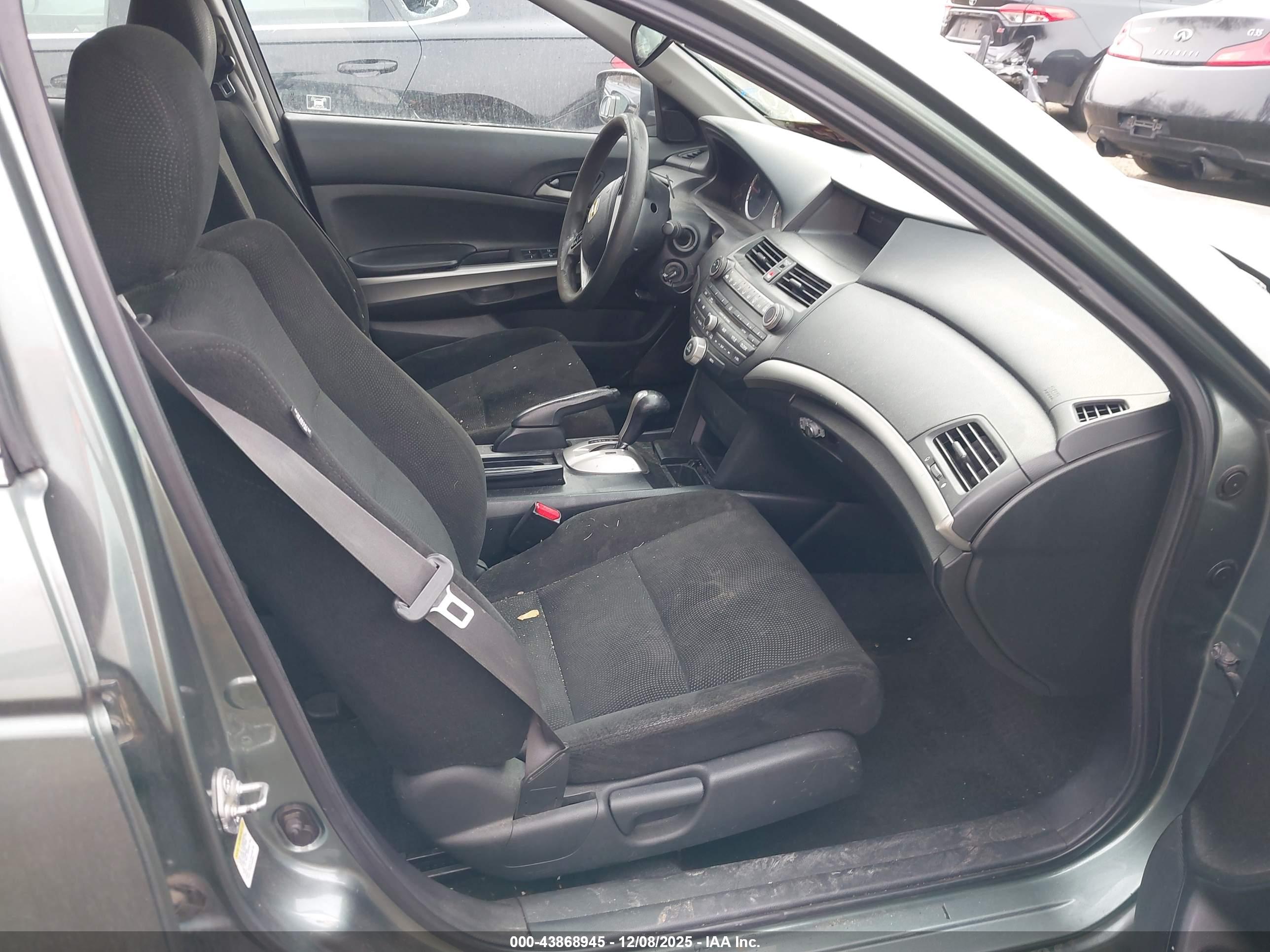 HONDA ACCORD image 5