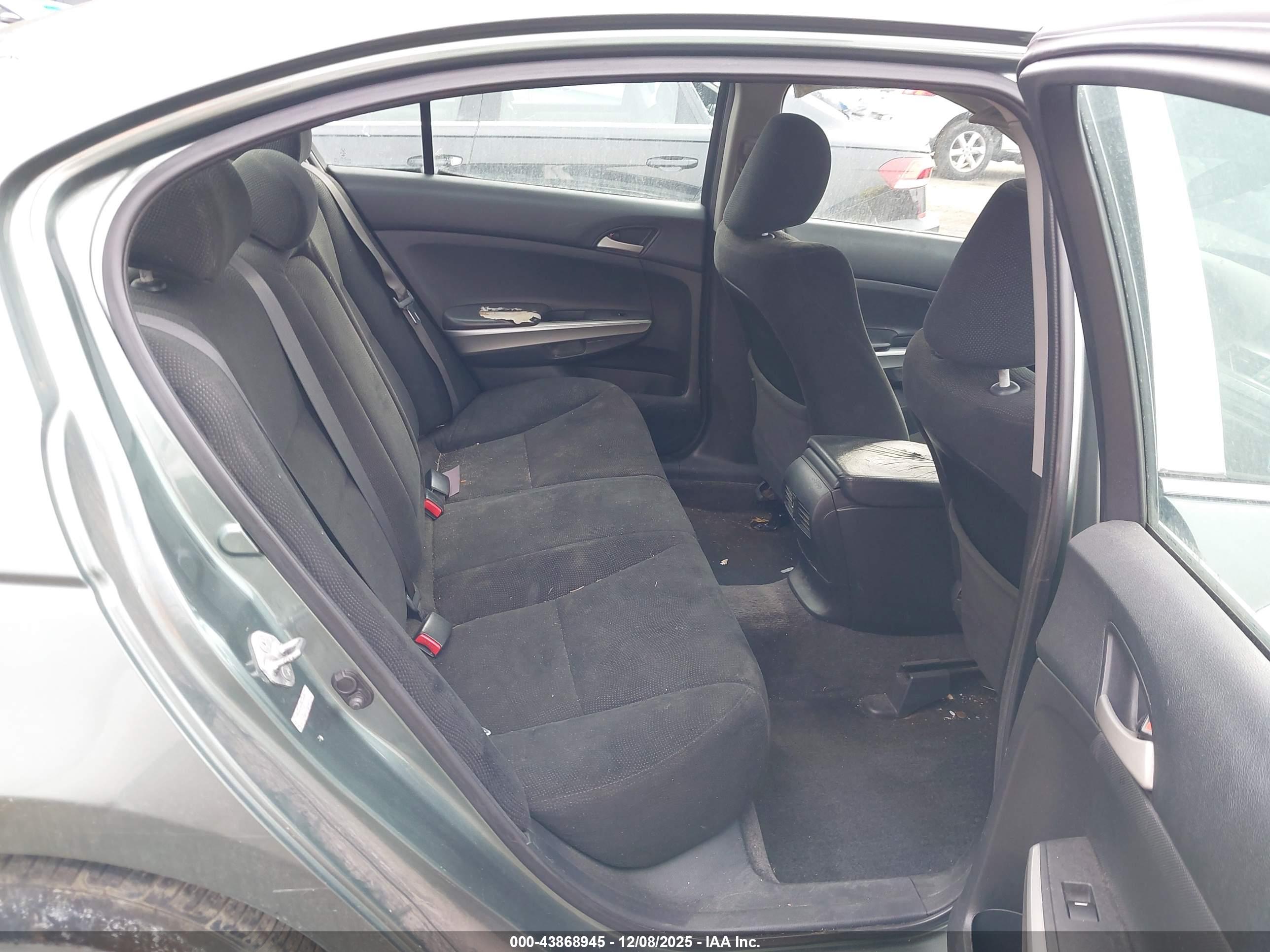 HONDA ACCORD image 8