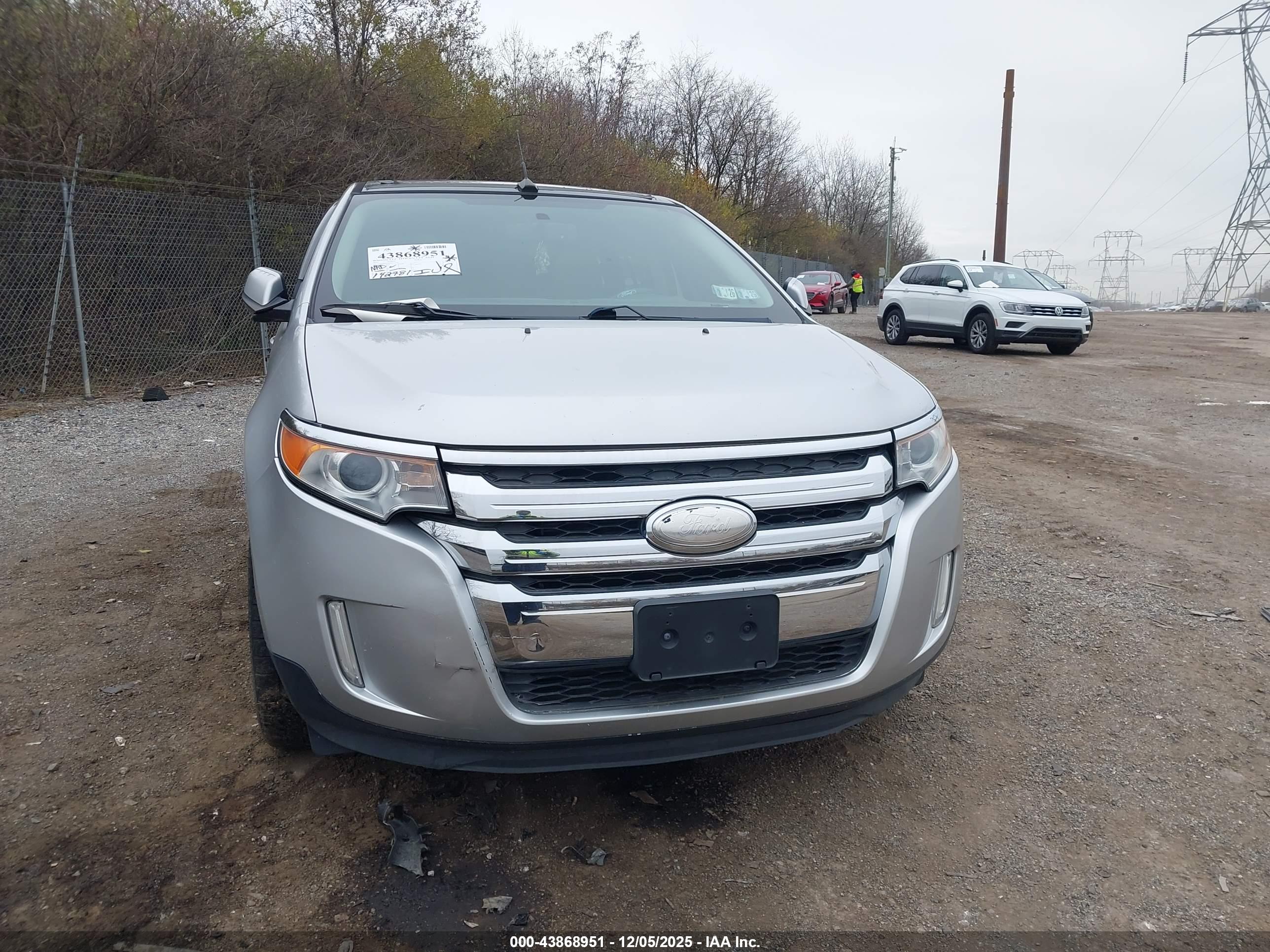 FORD EDGE image 6