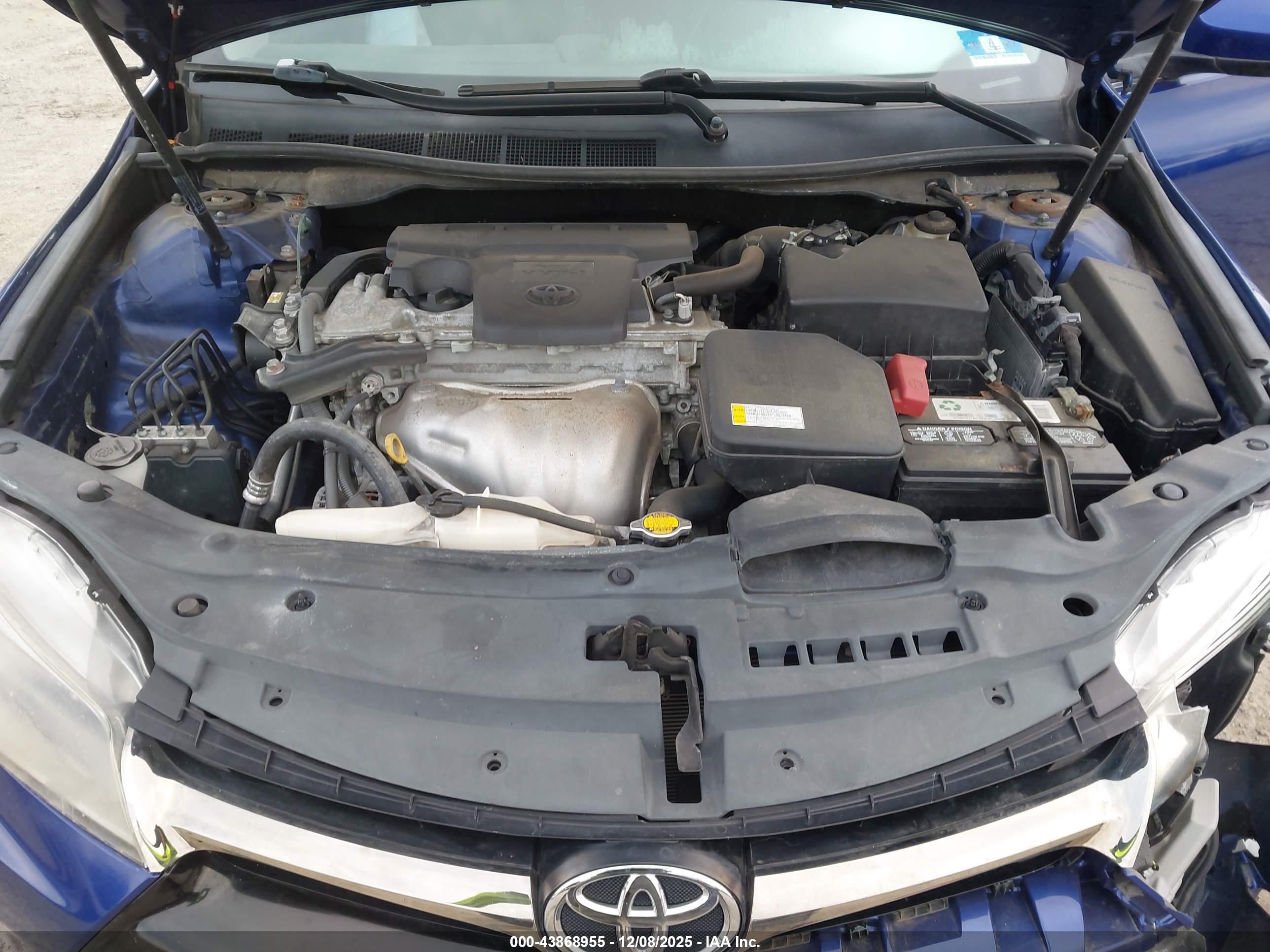 TOYOTA CAMRY image 10