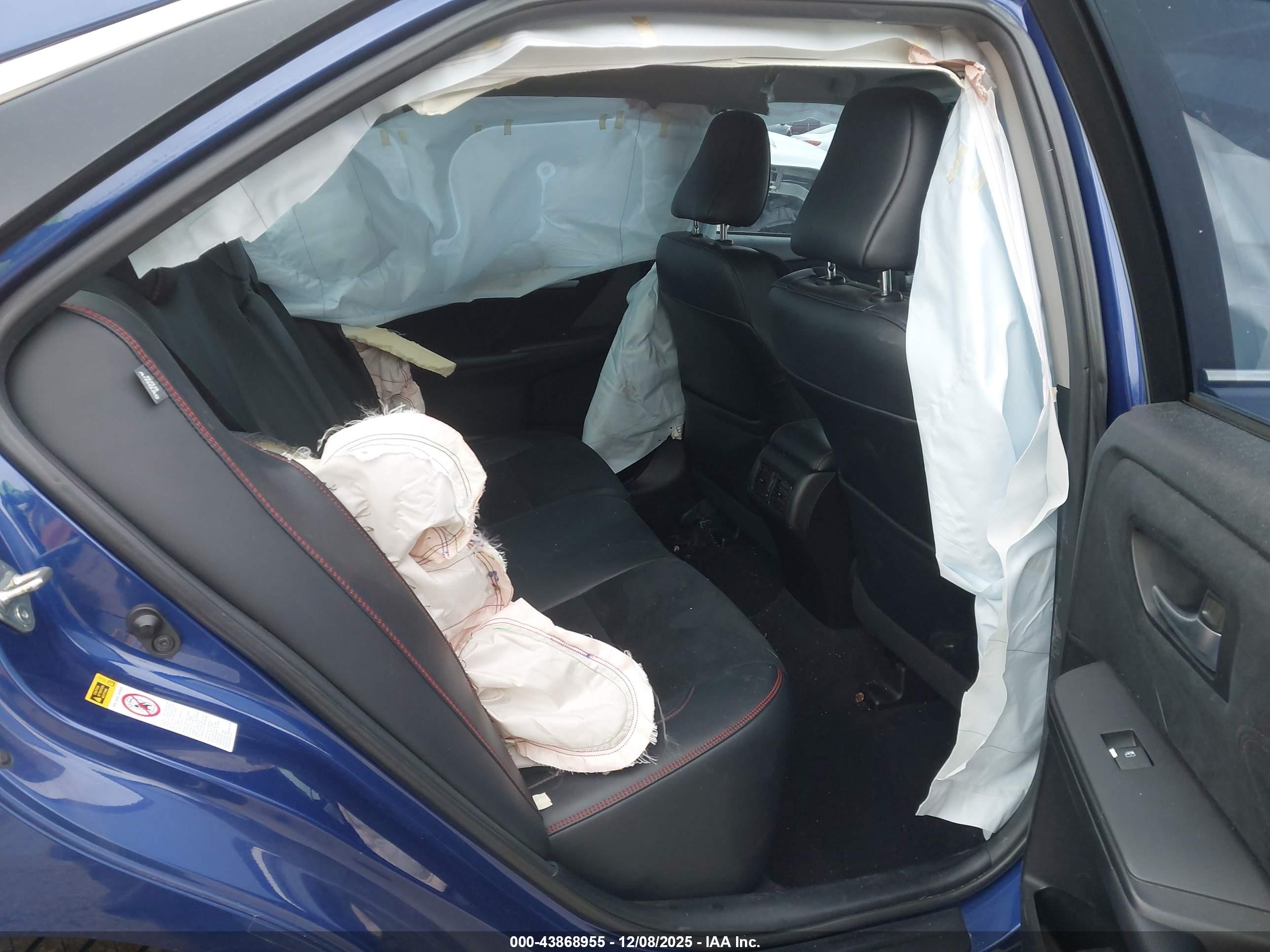 TOYOTA CAMRY image 8
