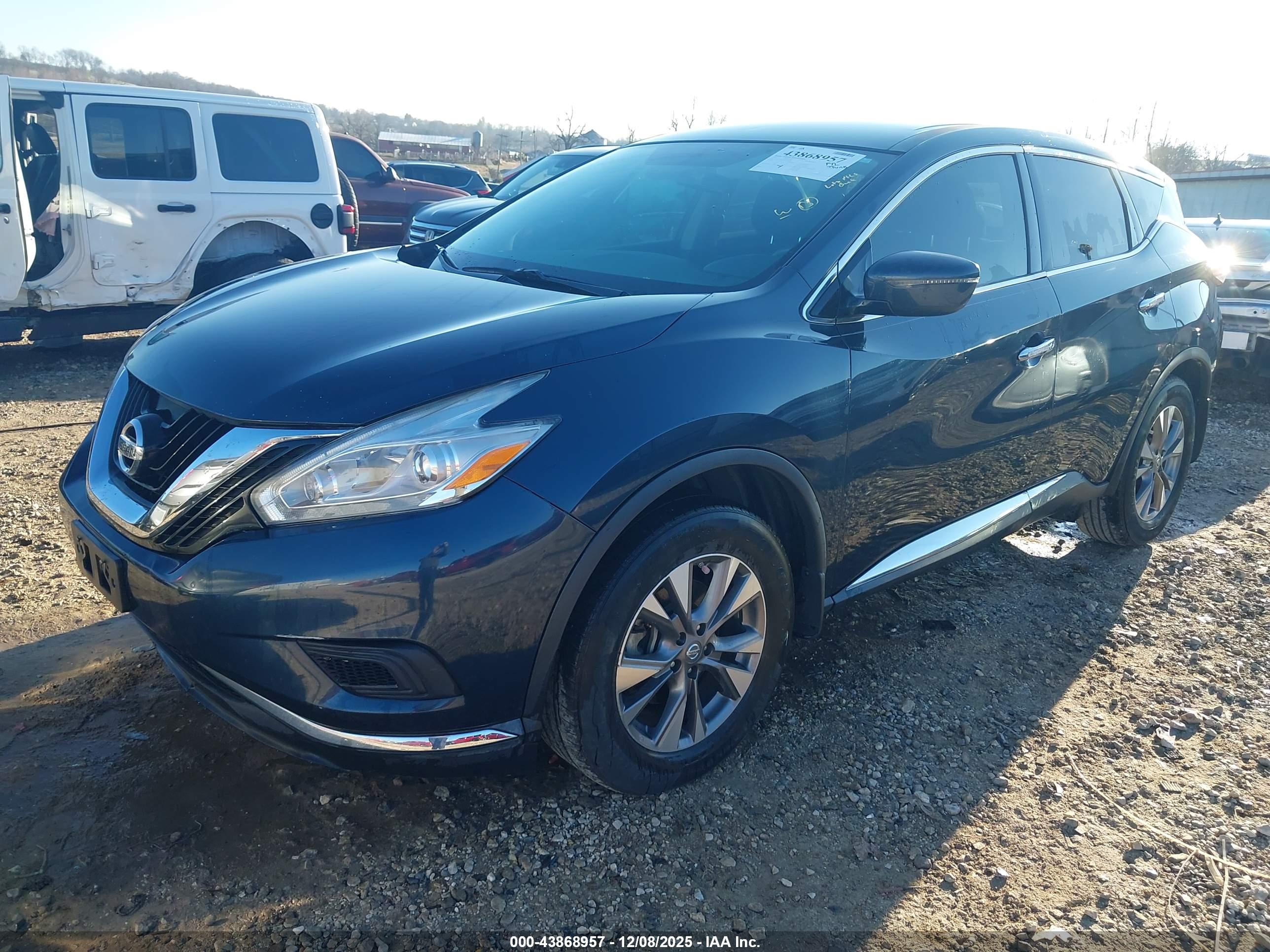 NISSAN MURANO image 2