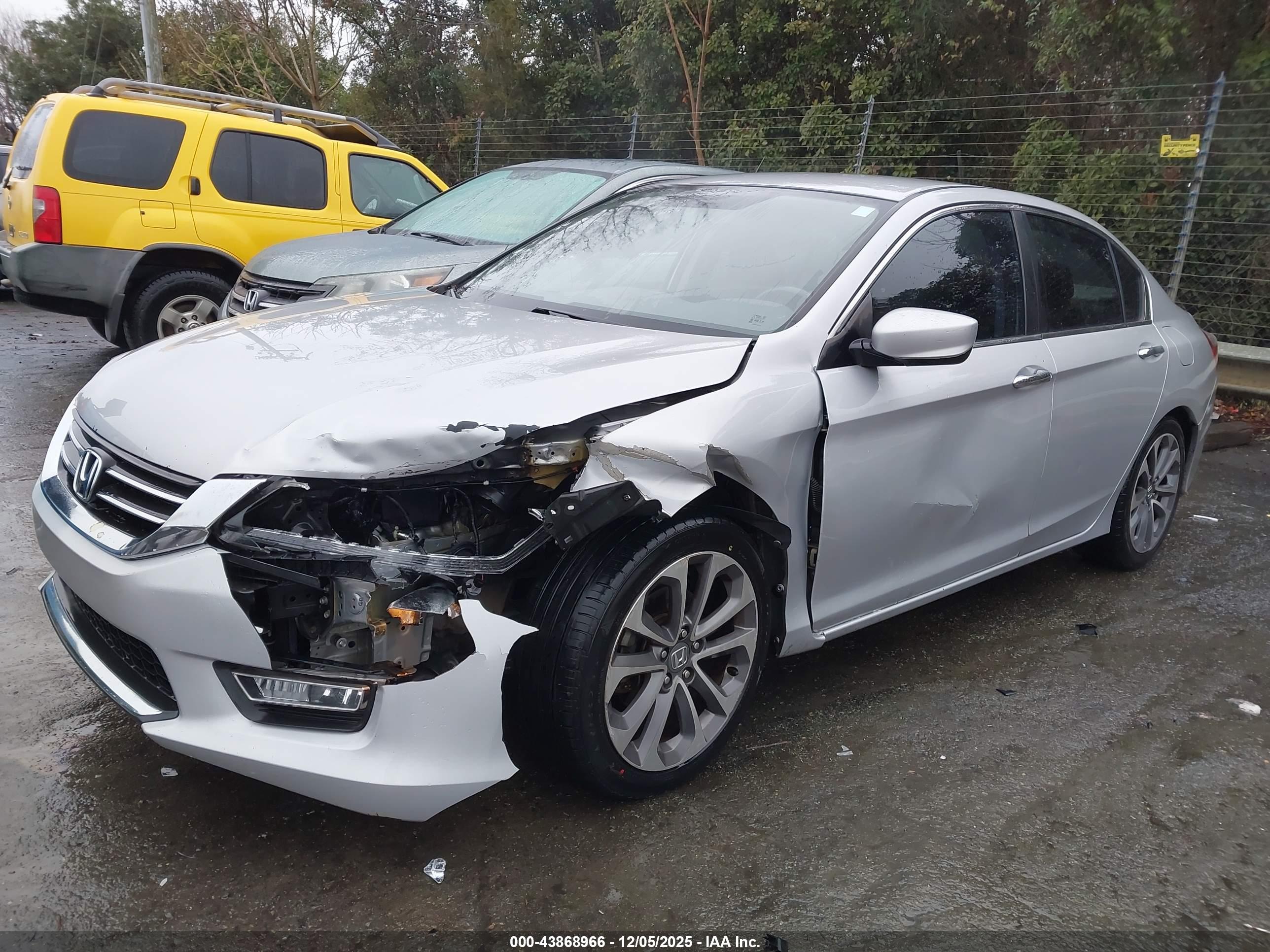 HONDA ACCORD image 2