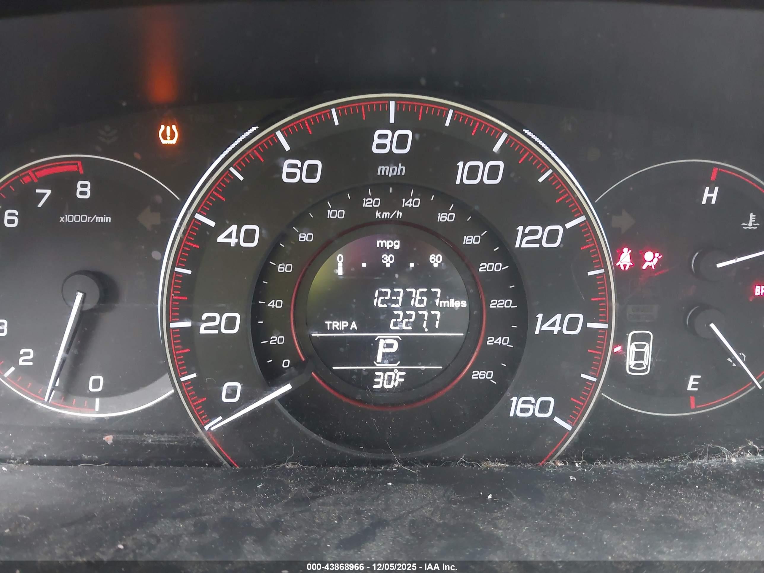 HONDA ACCORD image 7