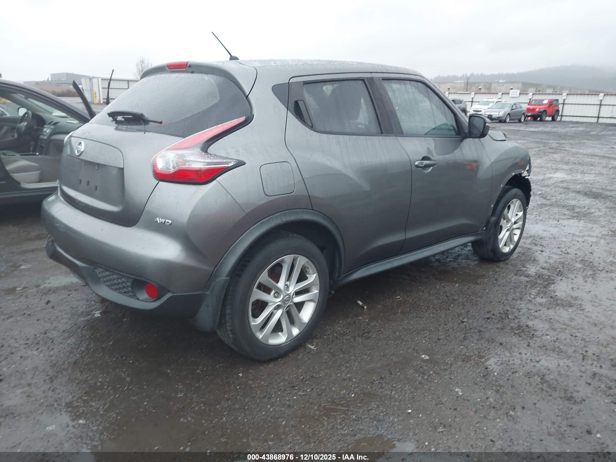 NISSAN JUKE image 4