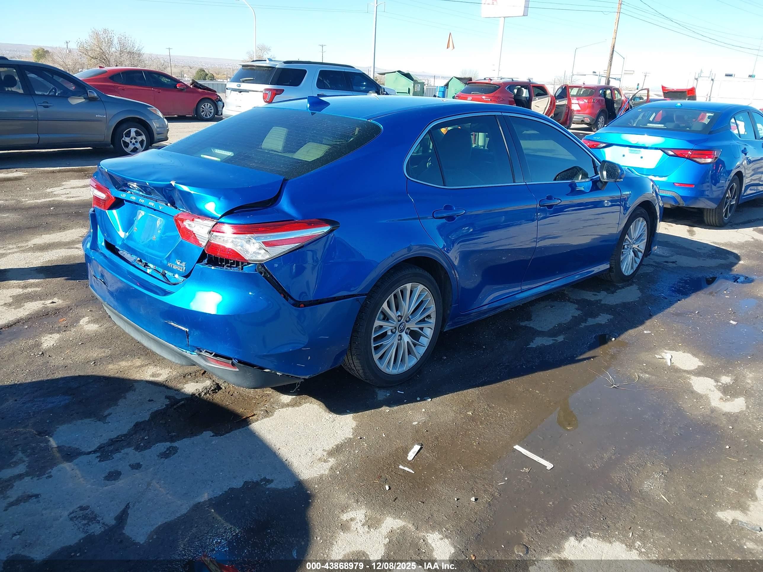 TOYOTA CAMRY image 4