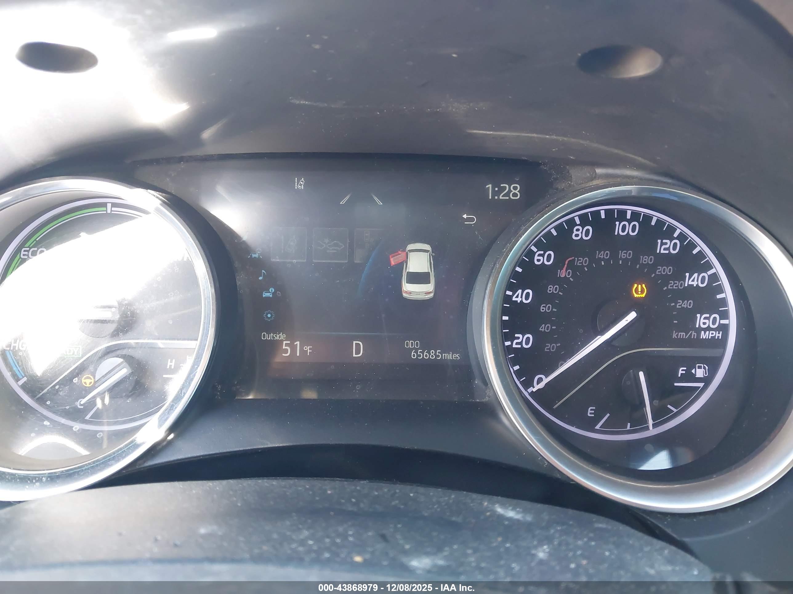 TOYOTA CAMRY image 7