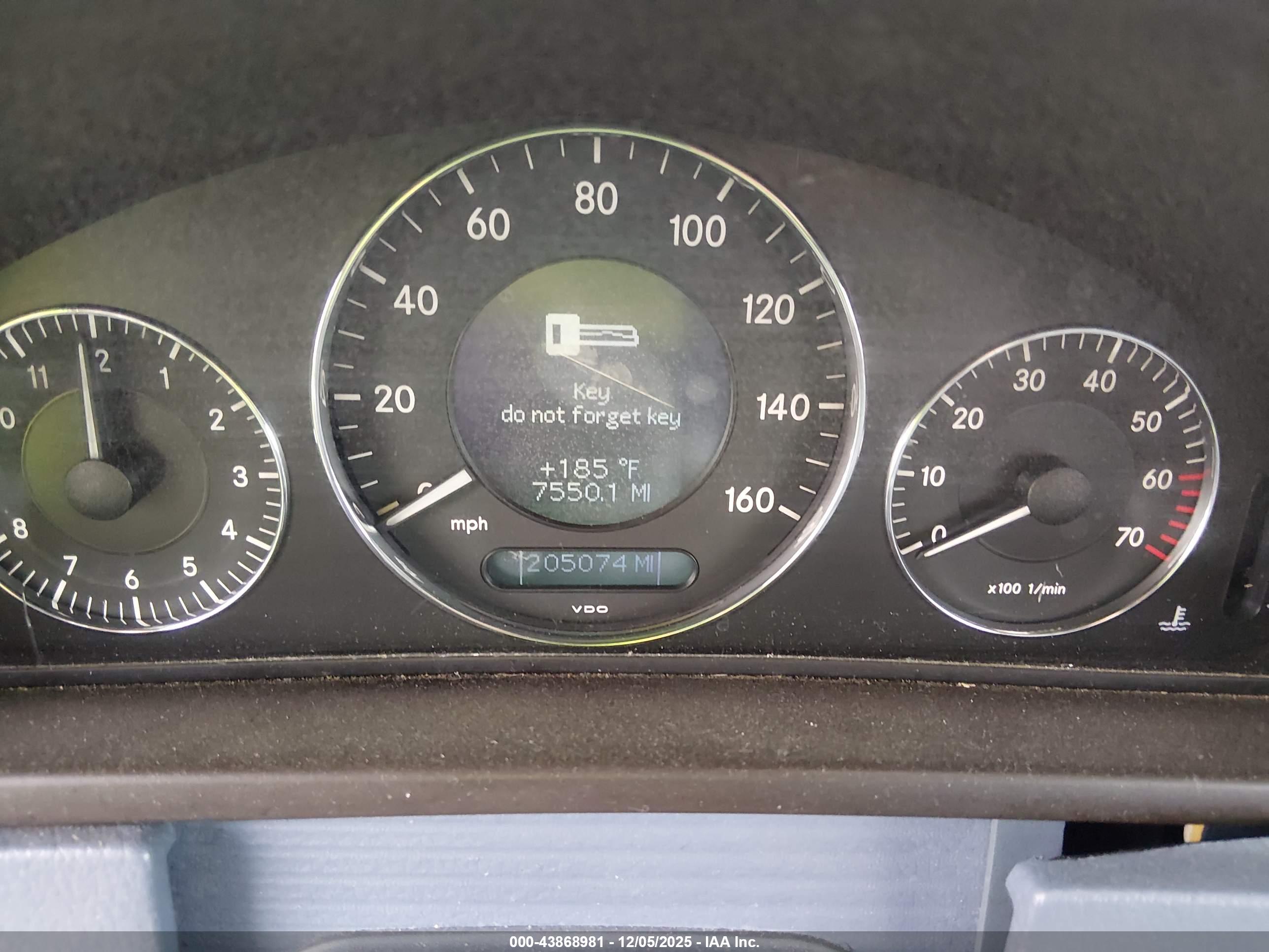 MERCEDES-BENZ CLK image 7