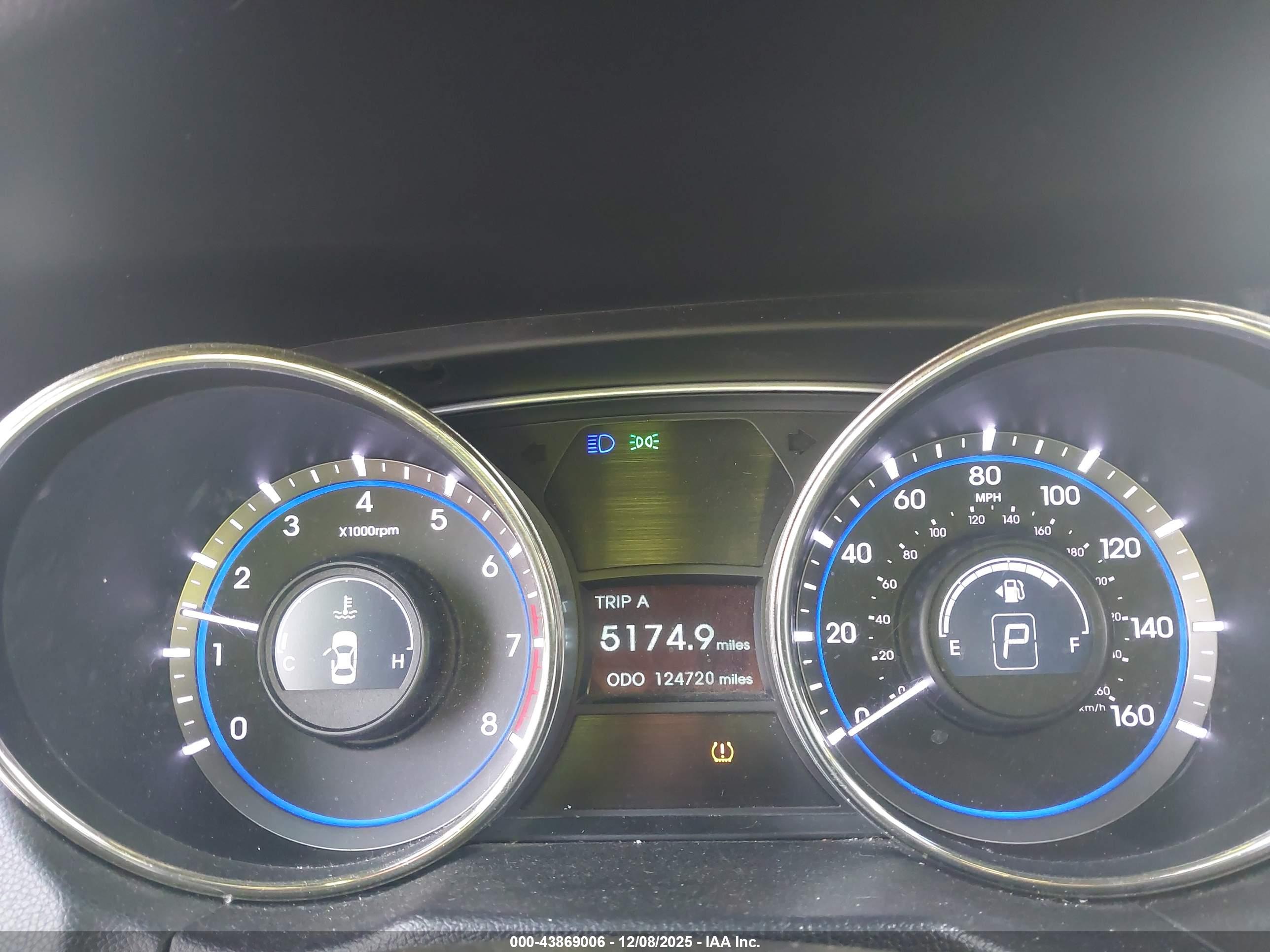 HYUNDAI SONATA image 7