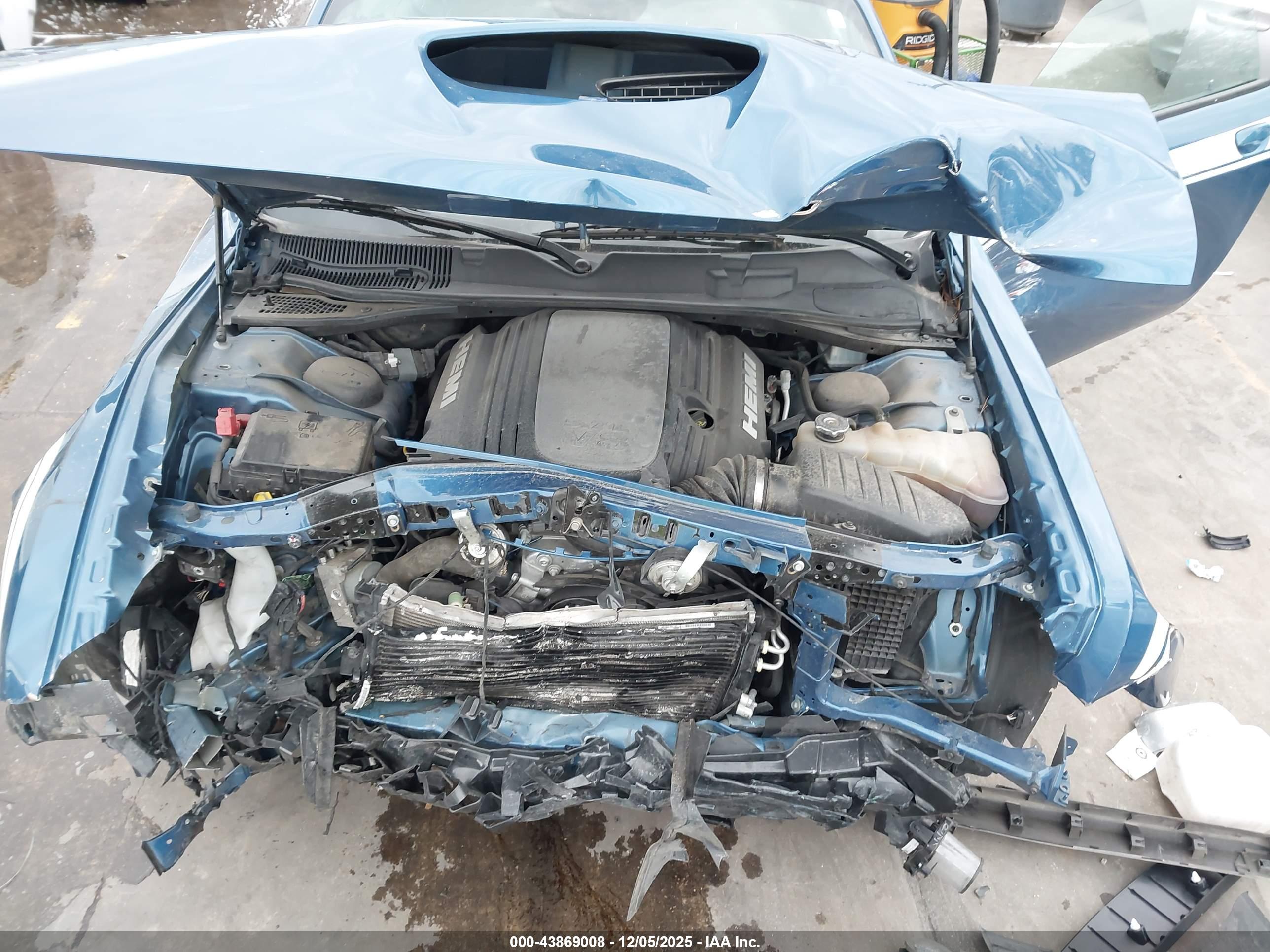 DODGE CHALLENGER image 10