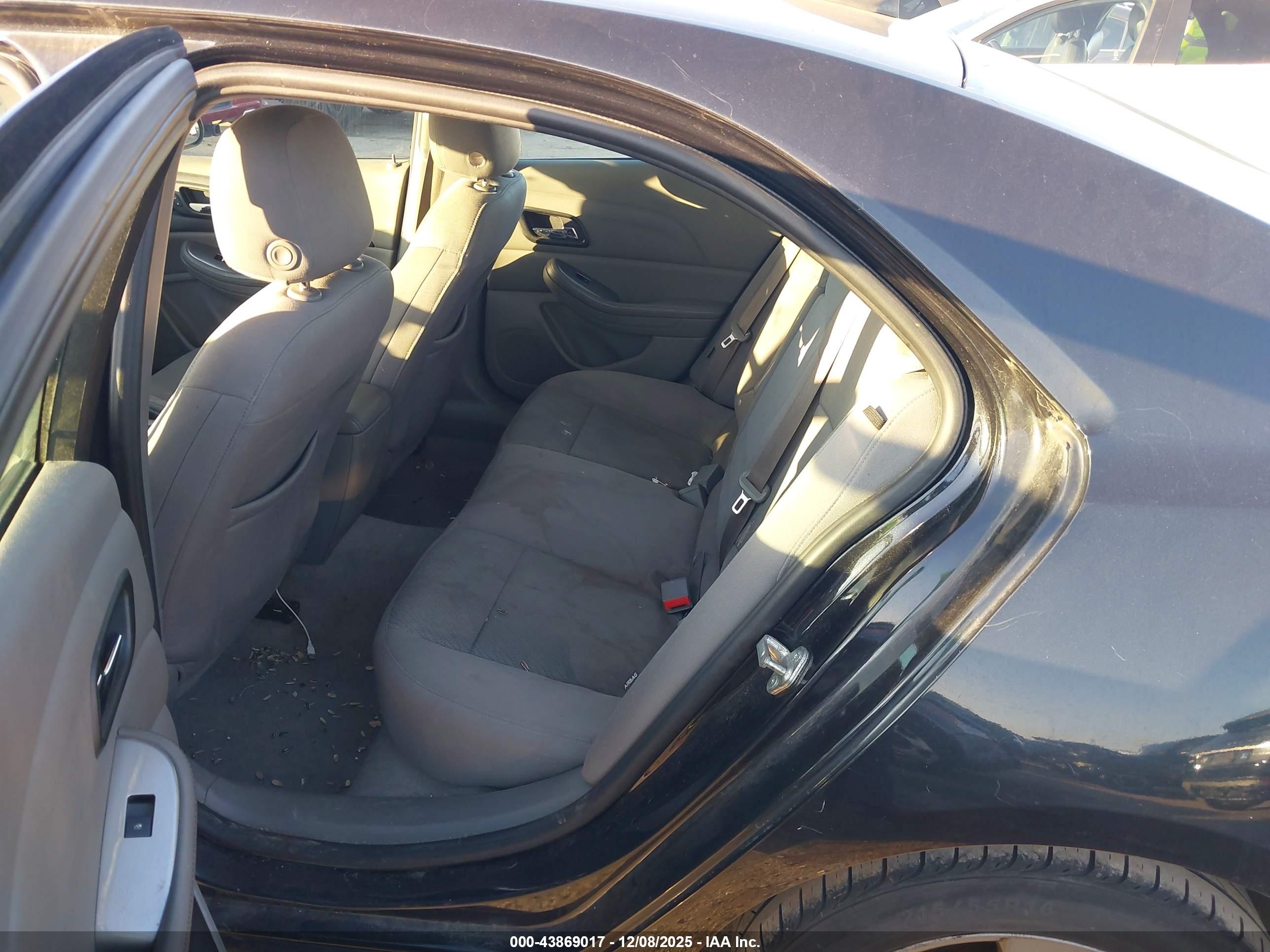 CHEVROLET MALIBU image 8