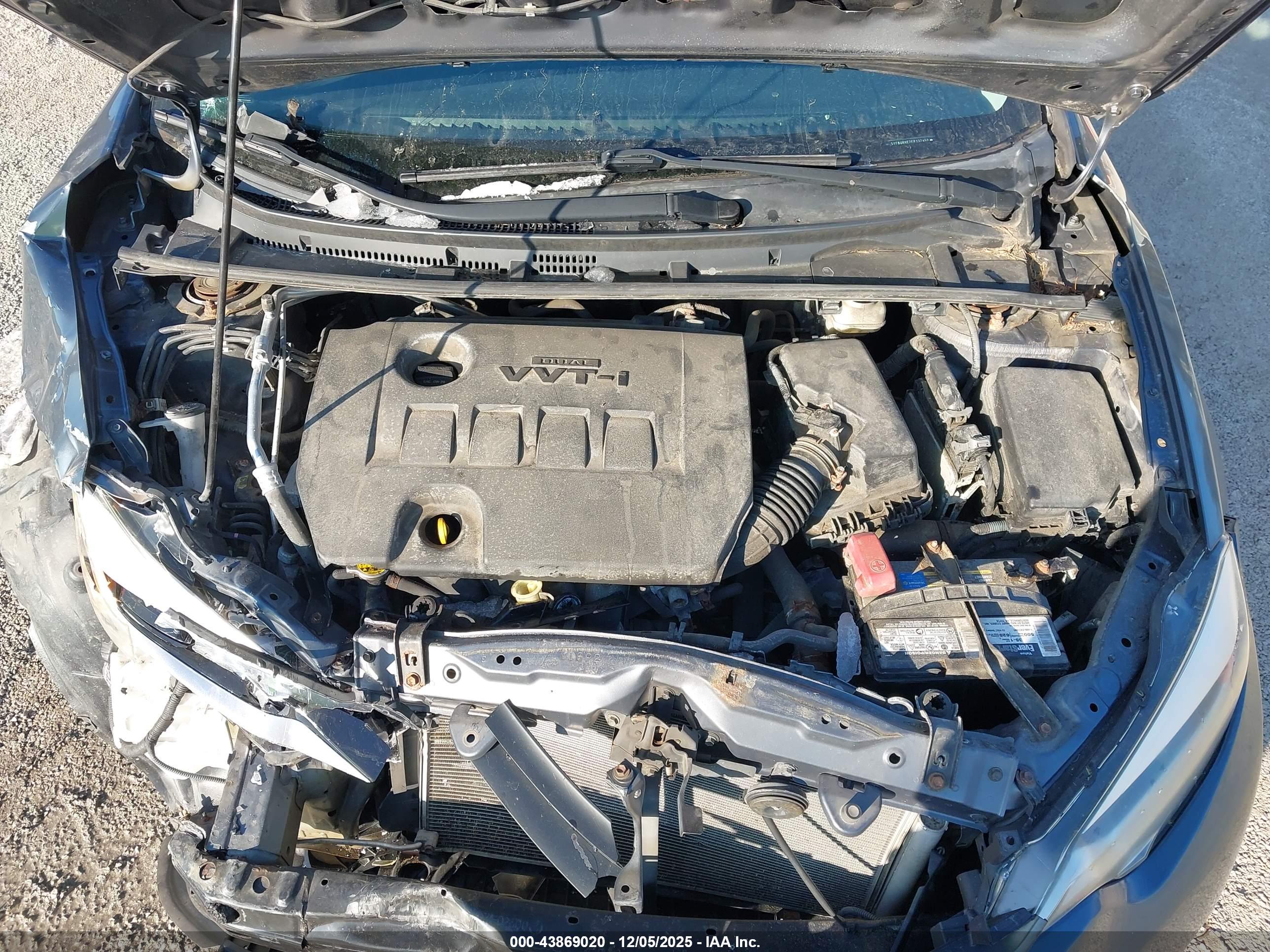 TOYOTA COROLLA image 10