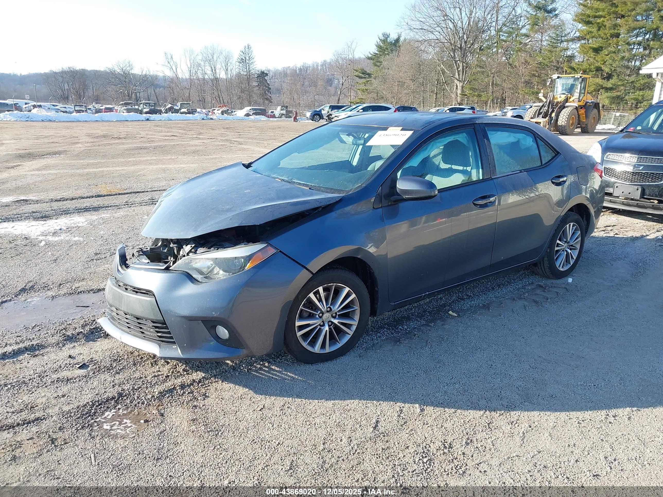 TOYOTA COROLLA image 2