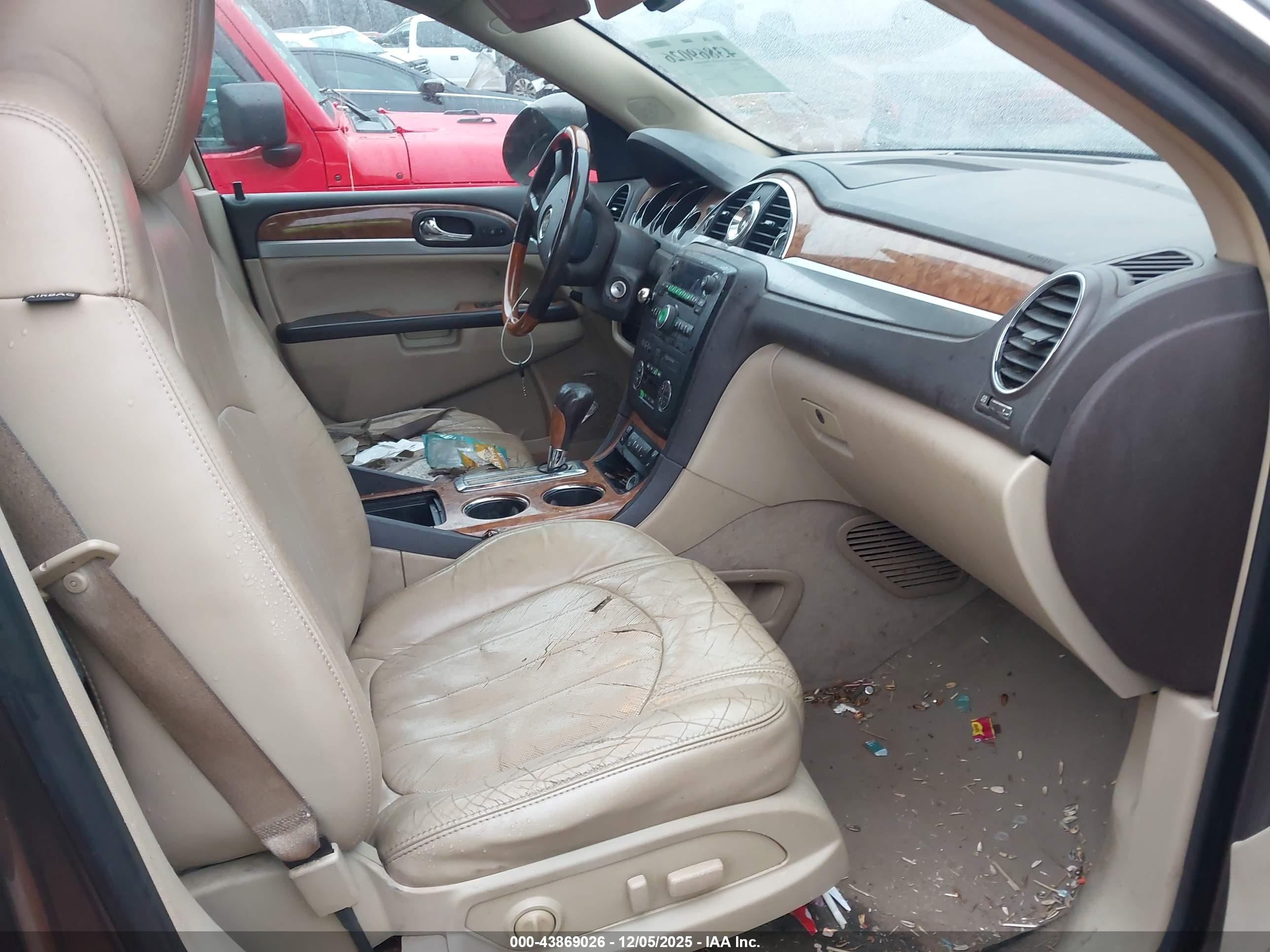 BUICK ENCLAVE image 5