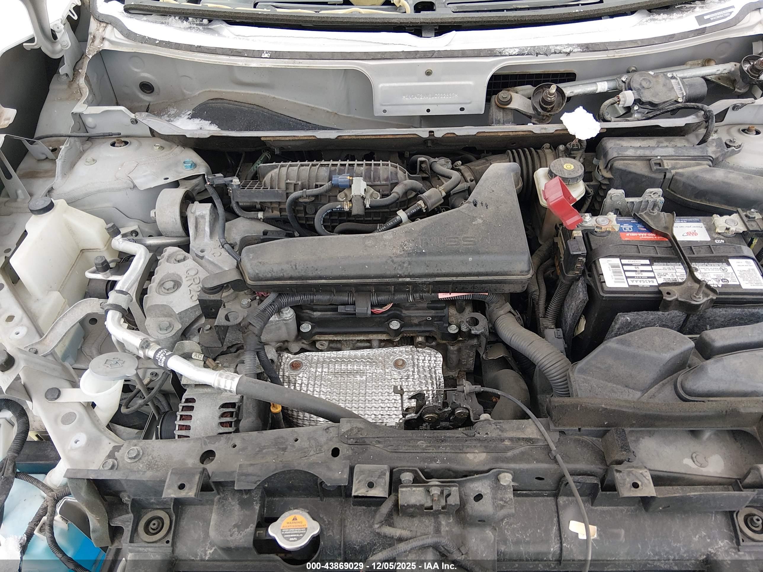 NISSAN ROGUE image 10