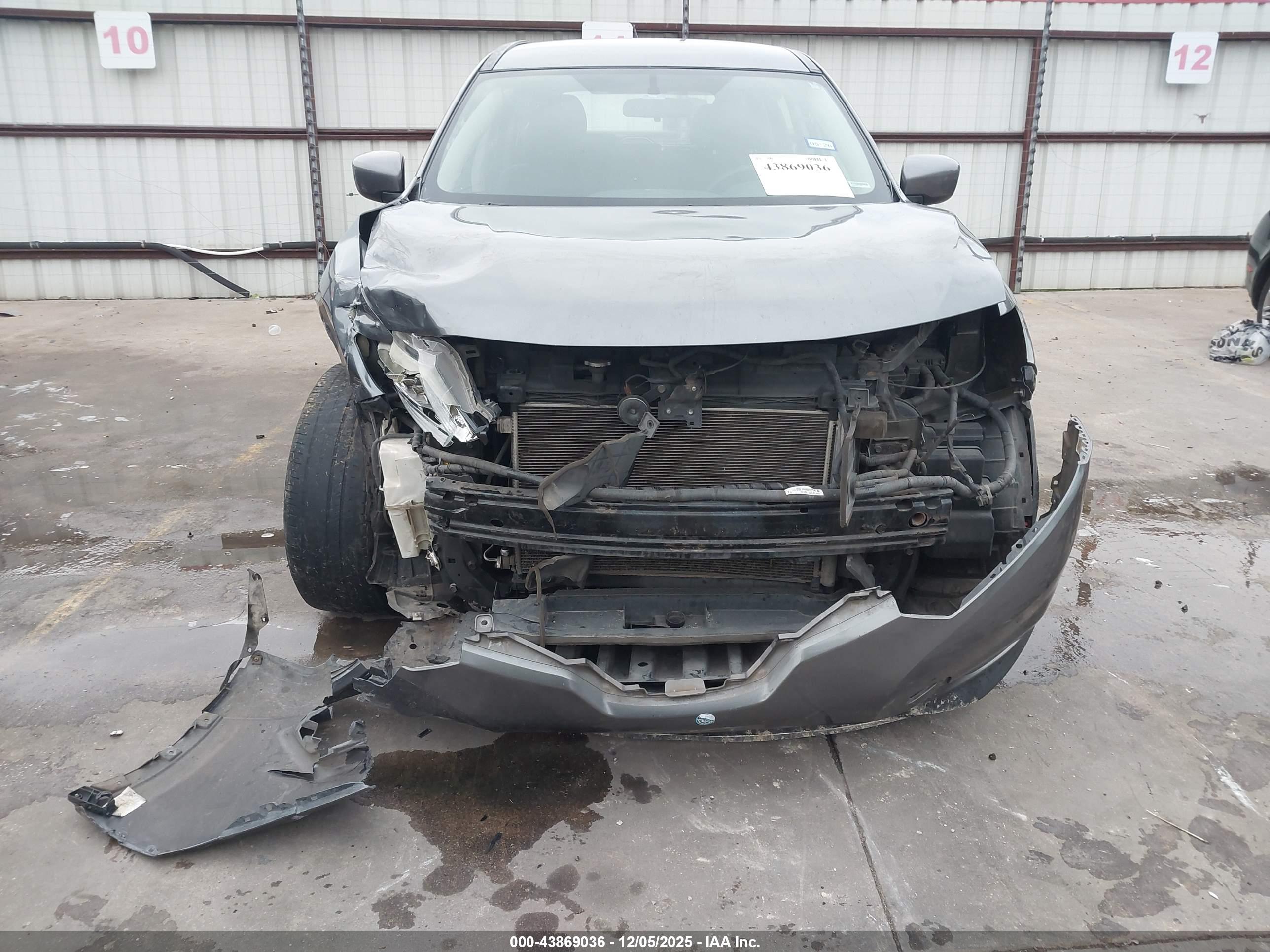 NISSAN ROGUE image 6