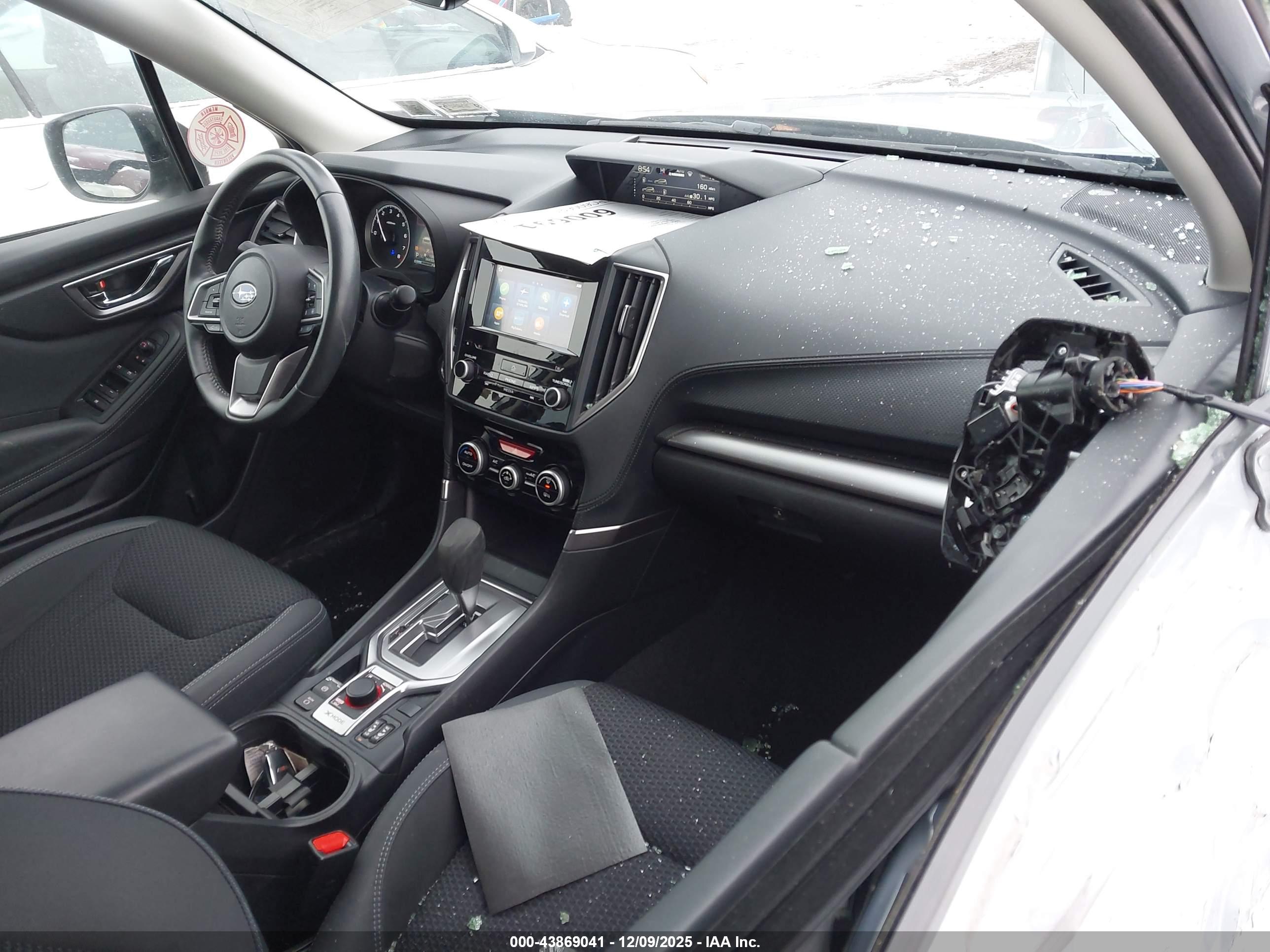 SUBARU FORESTER image 5