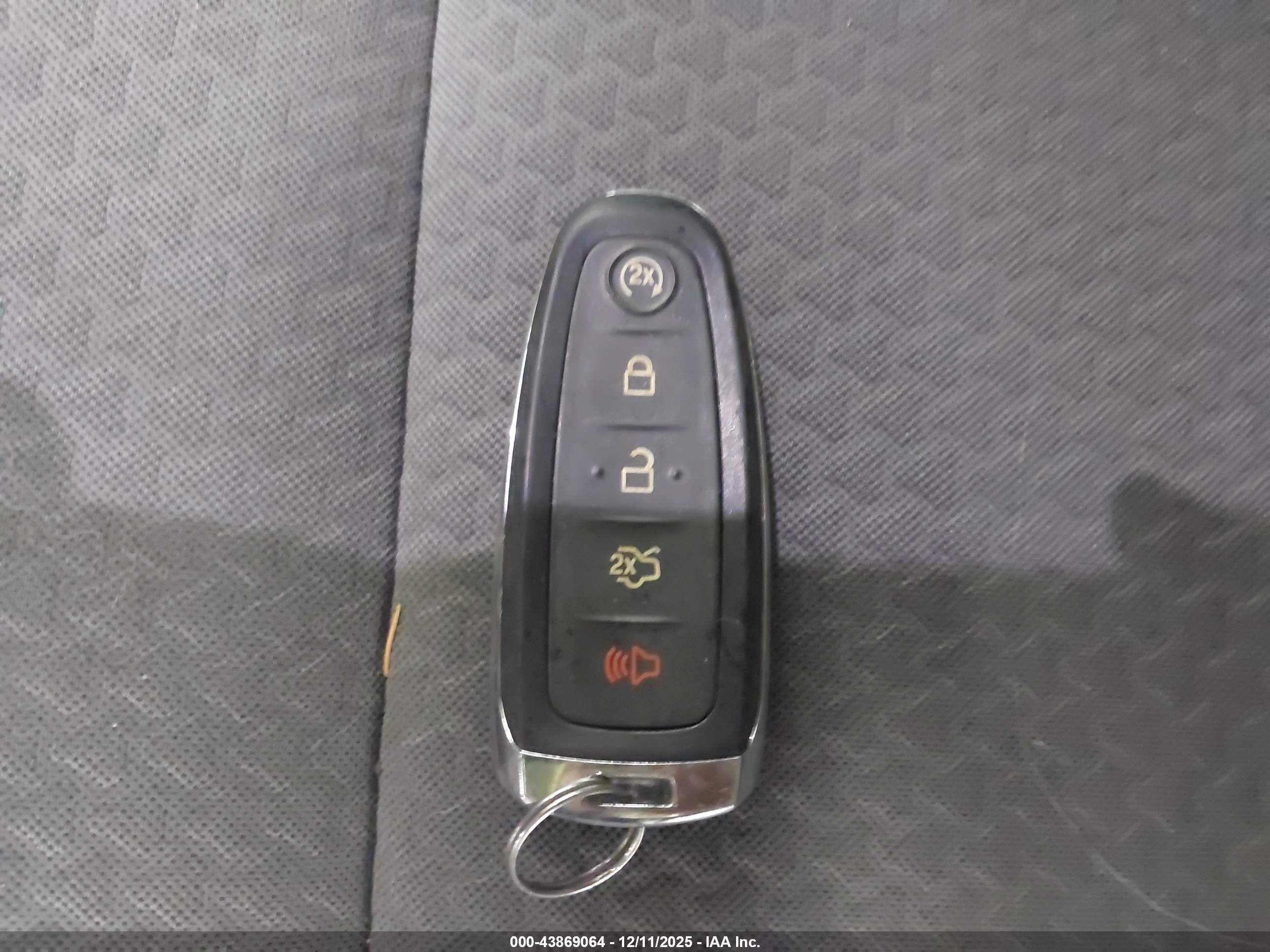 FORD ESCAPE image 11