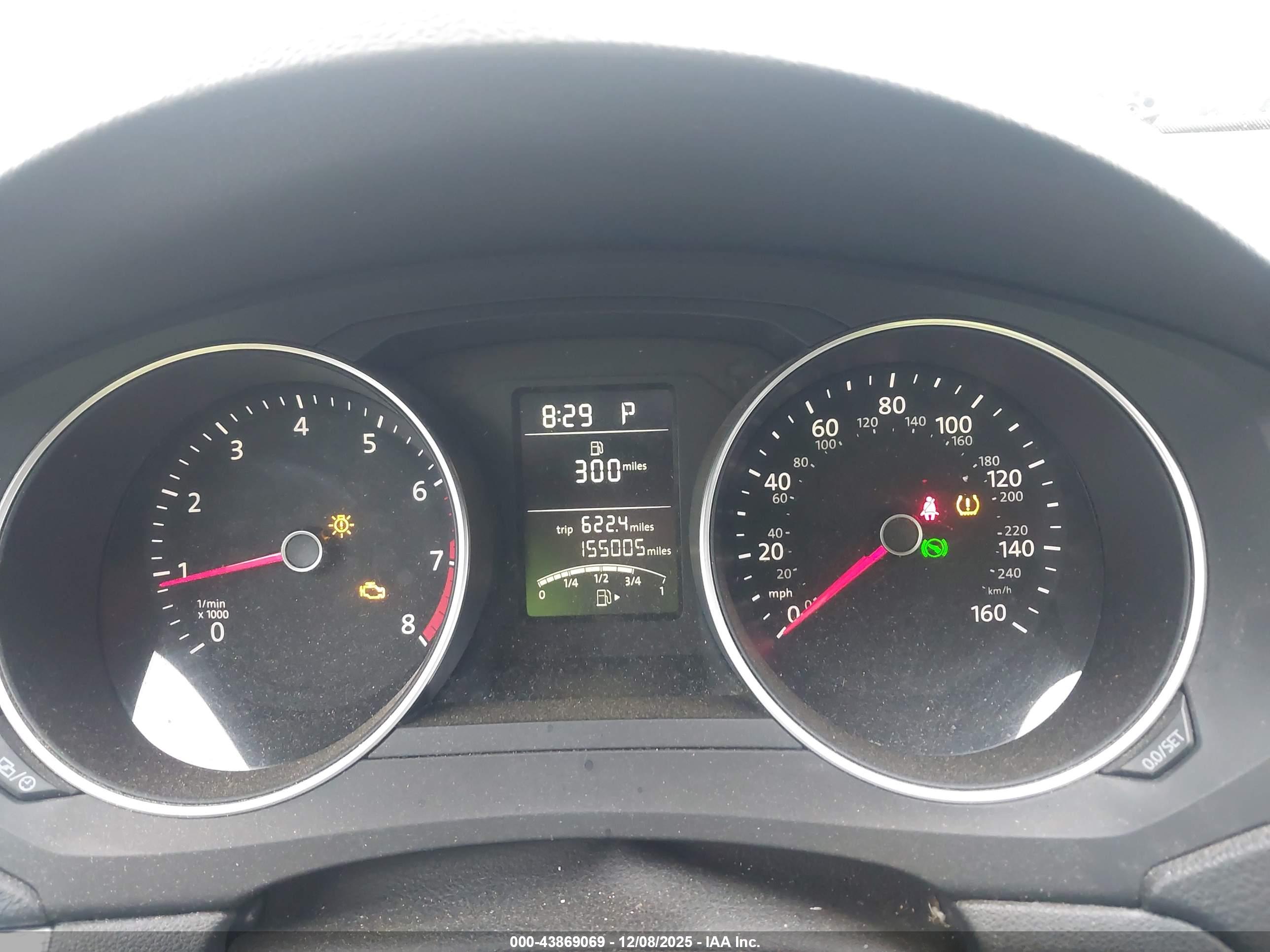 VOLKSWAGEN JETTA image 7