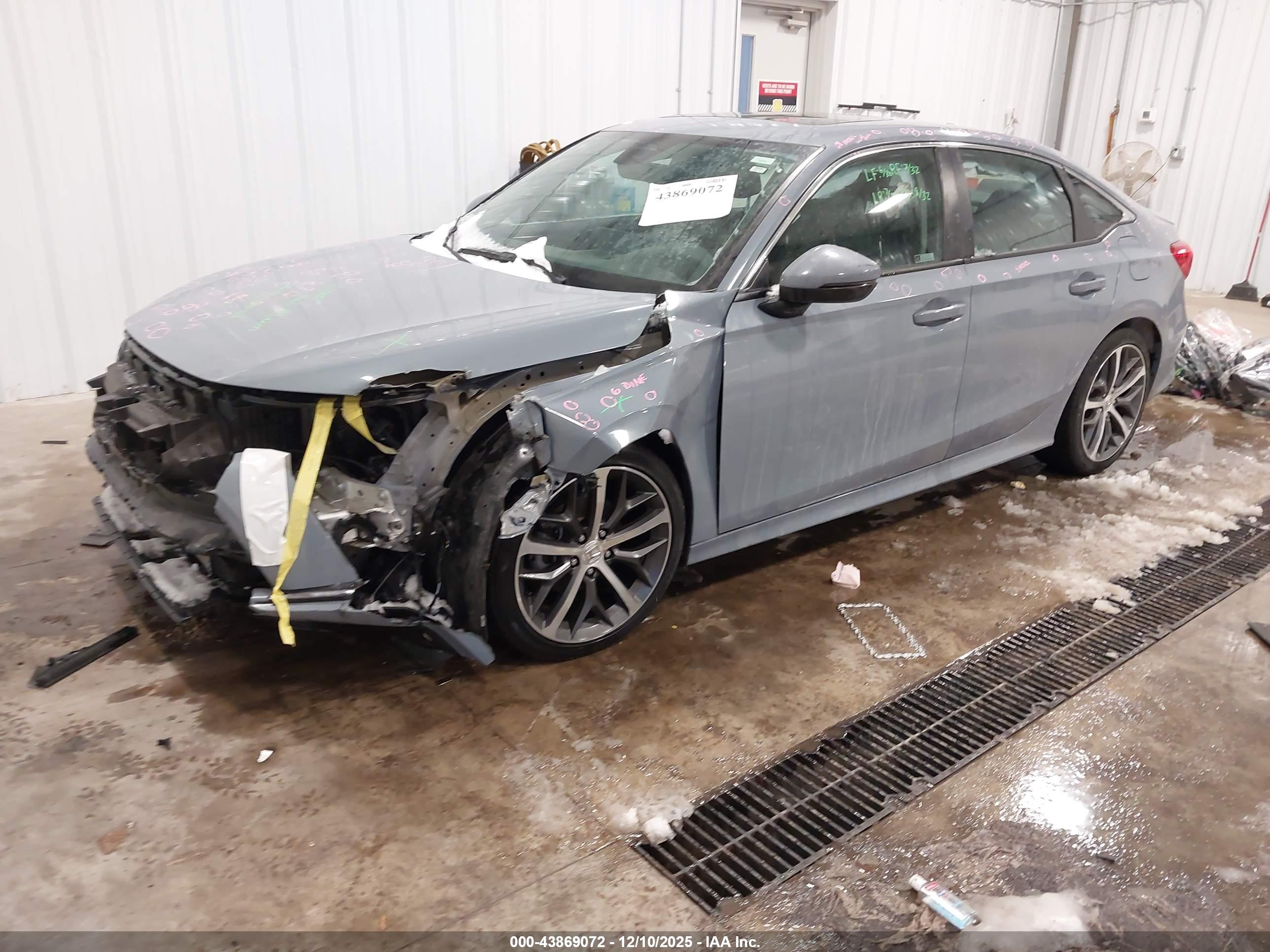 HONDA CIVIC image 2
