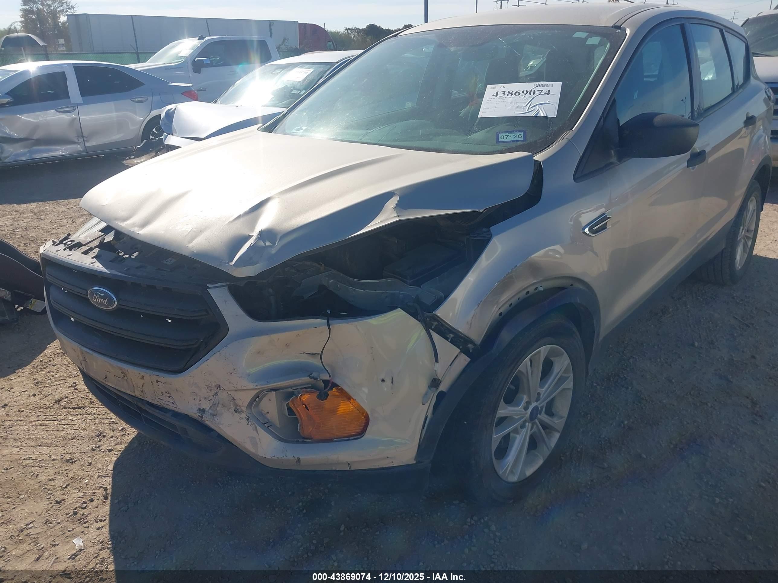 FORD ESCAPE image 6