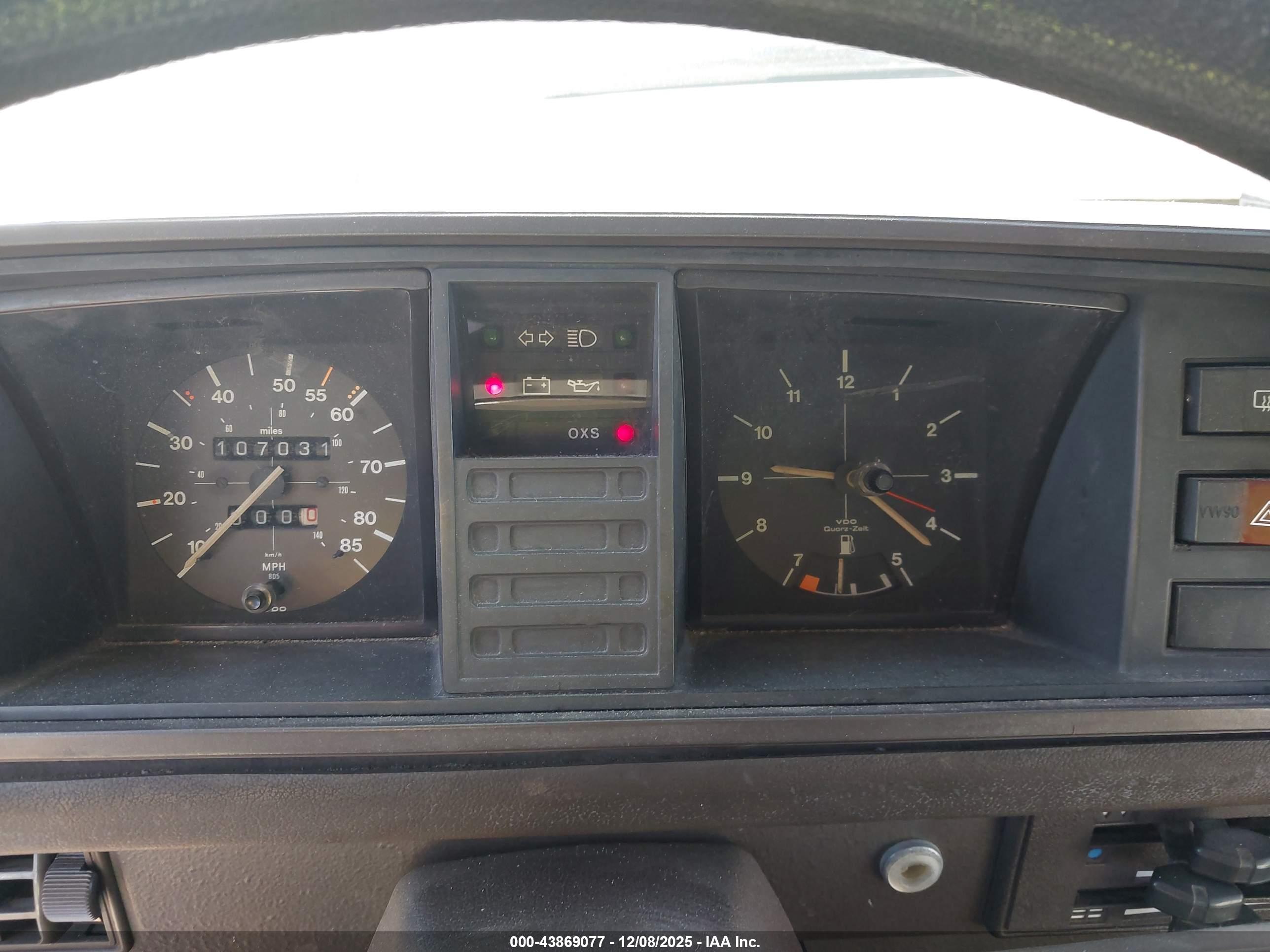 VOLKSWAGEN VANAGON image 7
