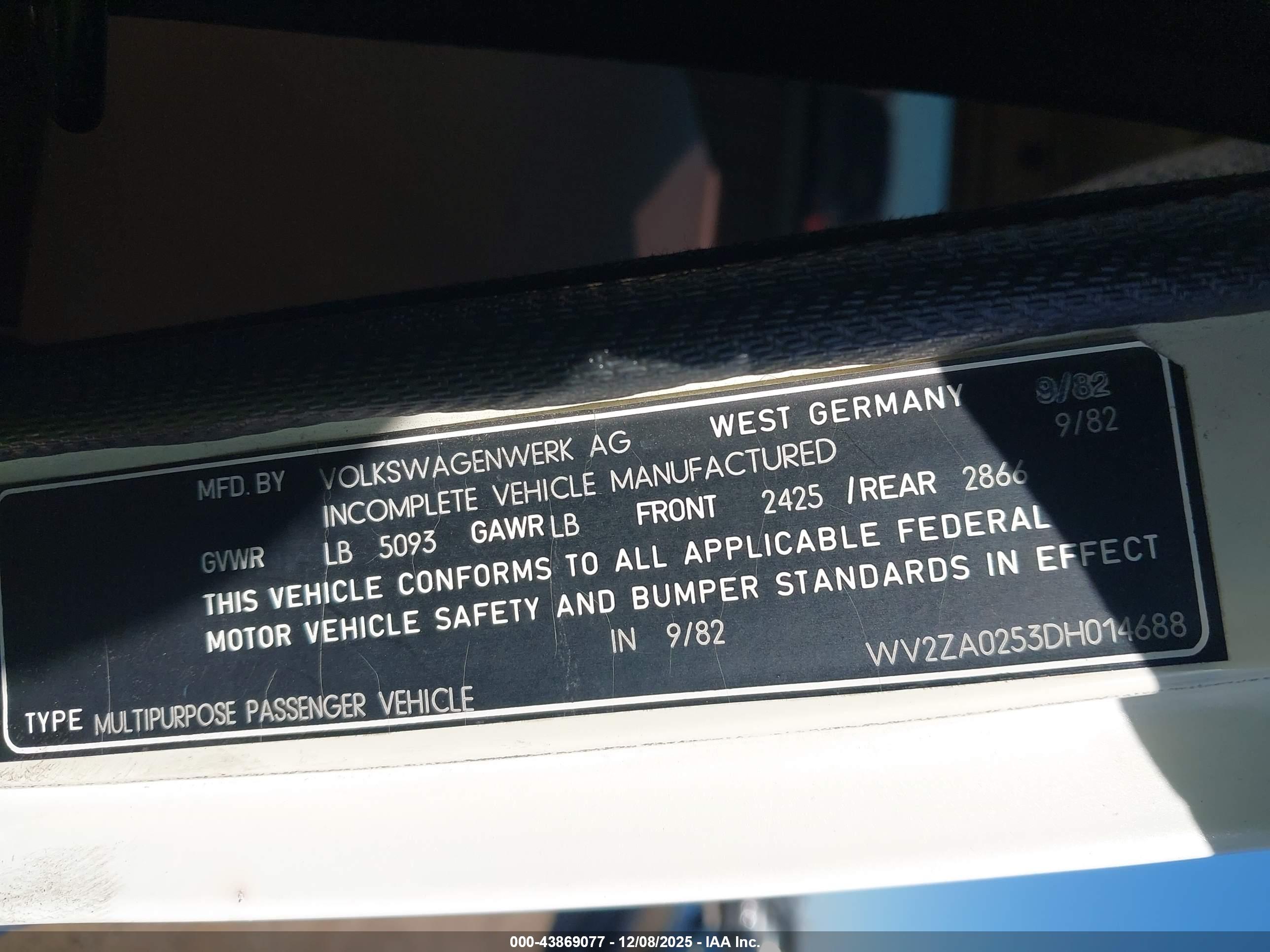 VOLKSWAGEN VANAGON image 9