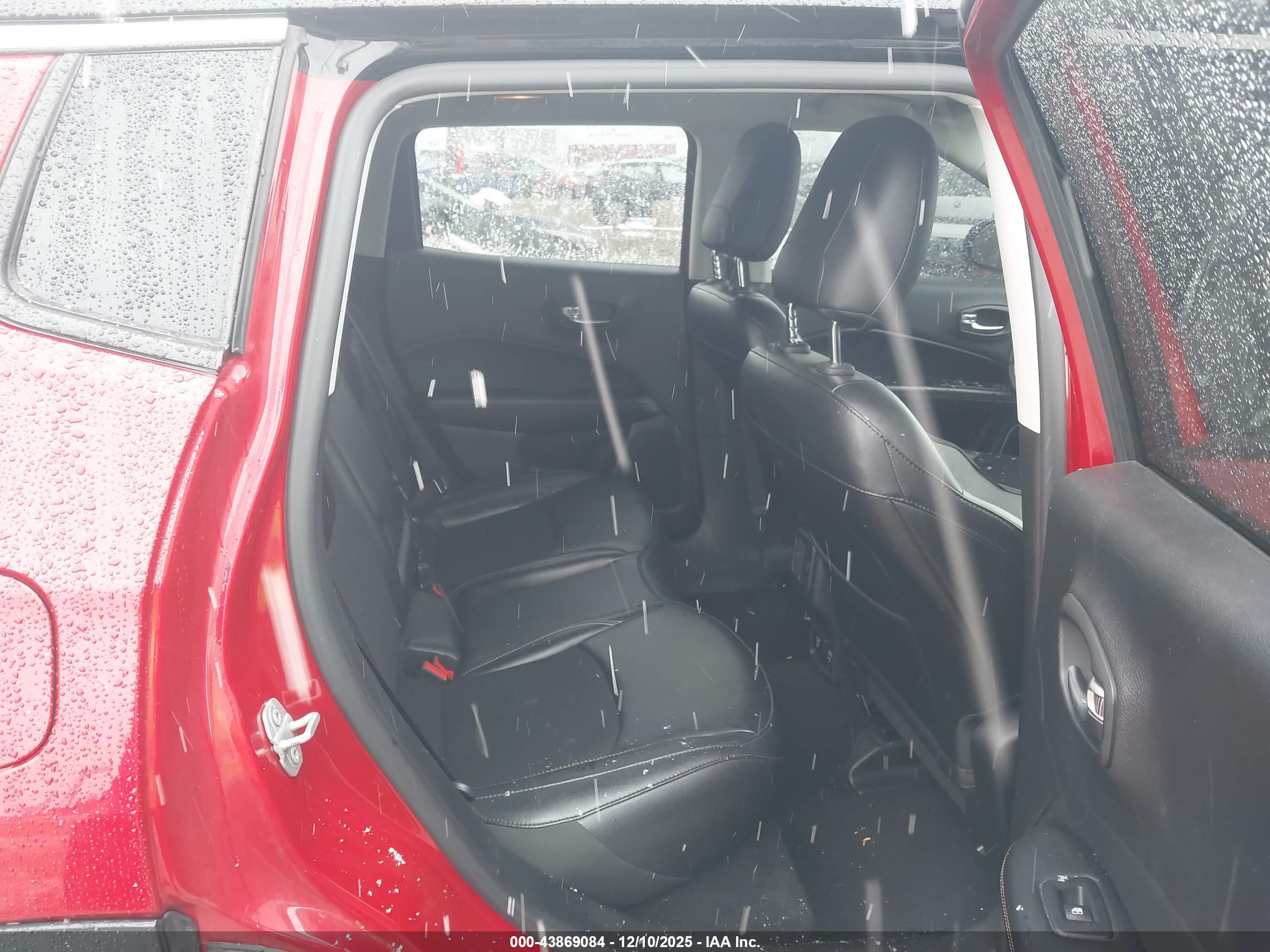 JEEP COMPASS image 8