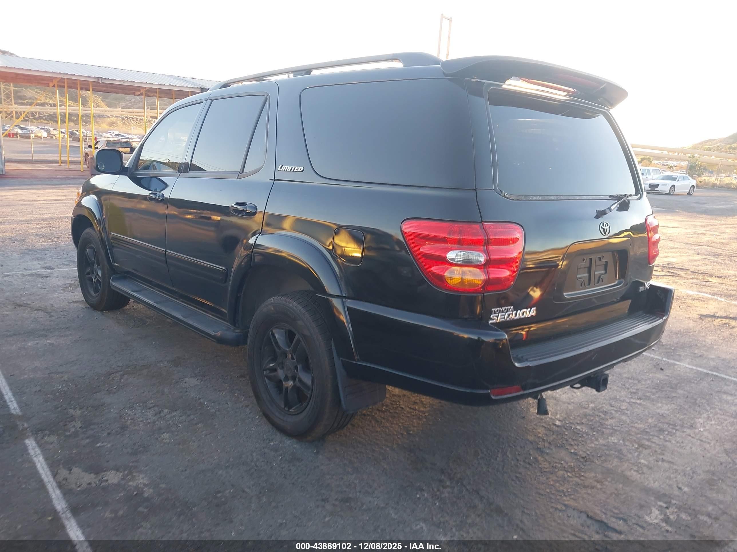 TOYOTA SEQUOIA image 3