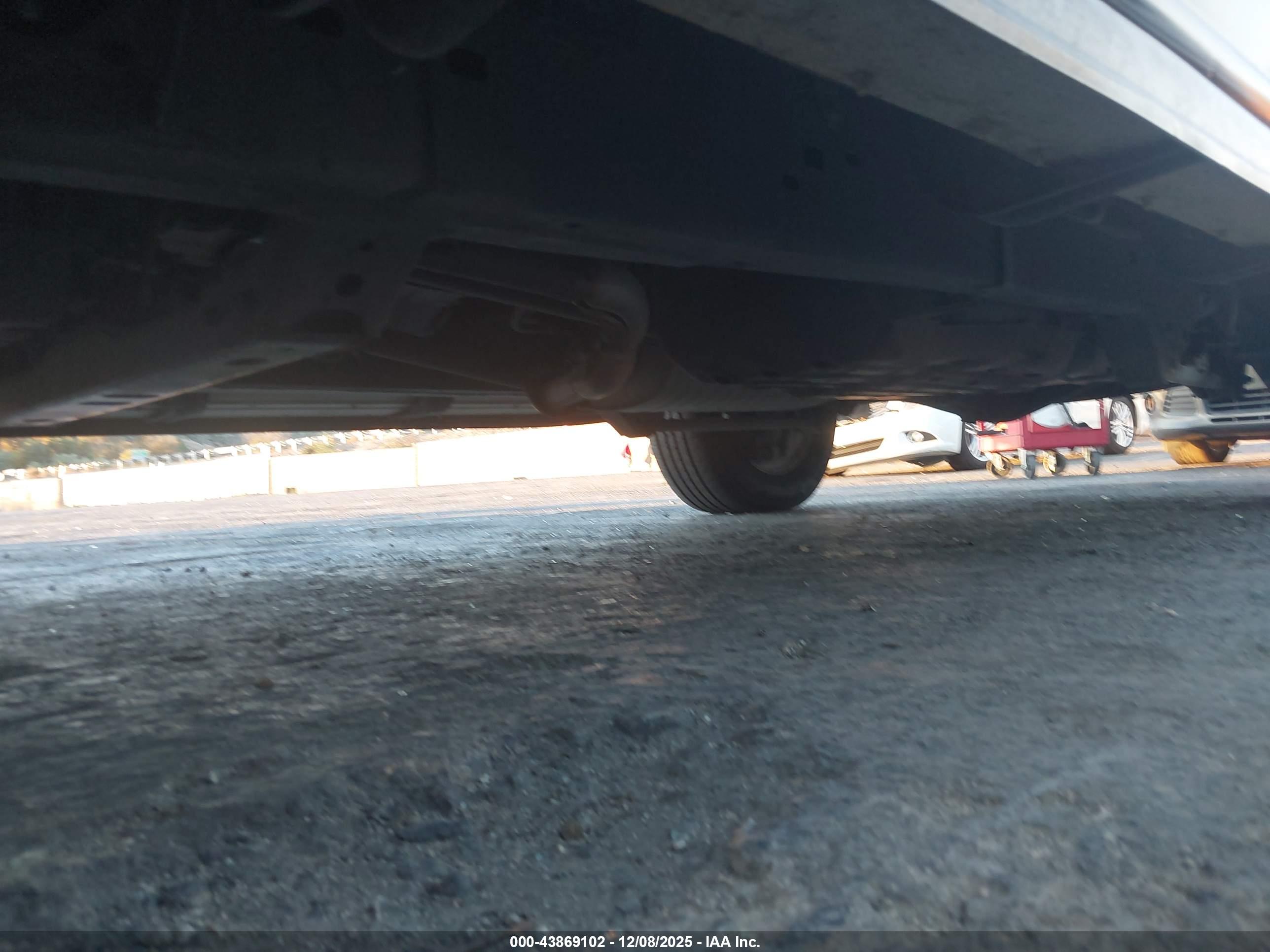 TOYOTA SEQUOIA image 6