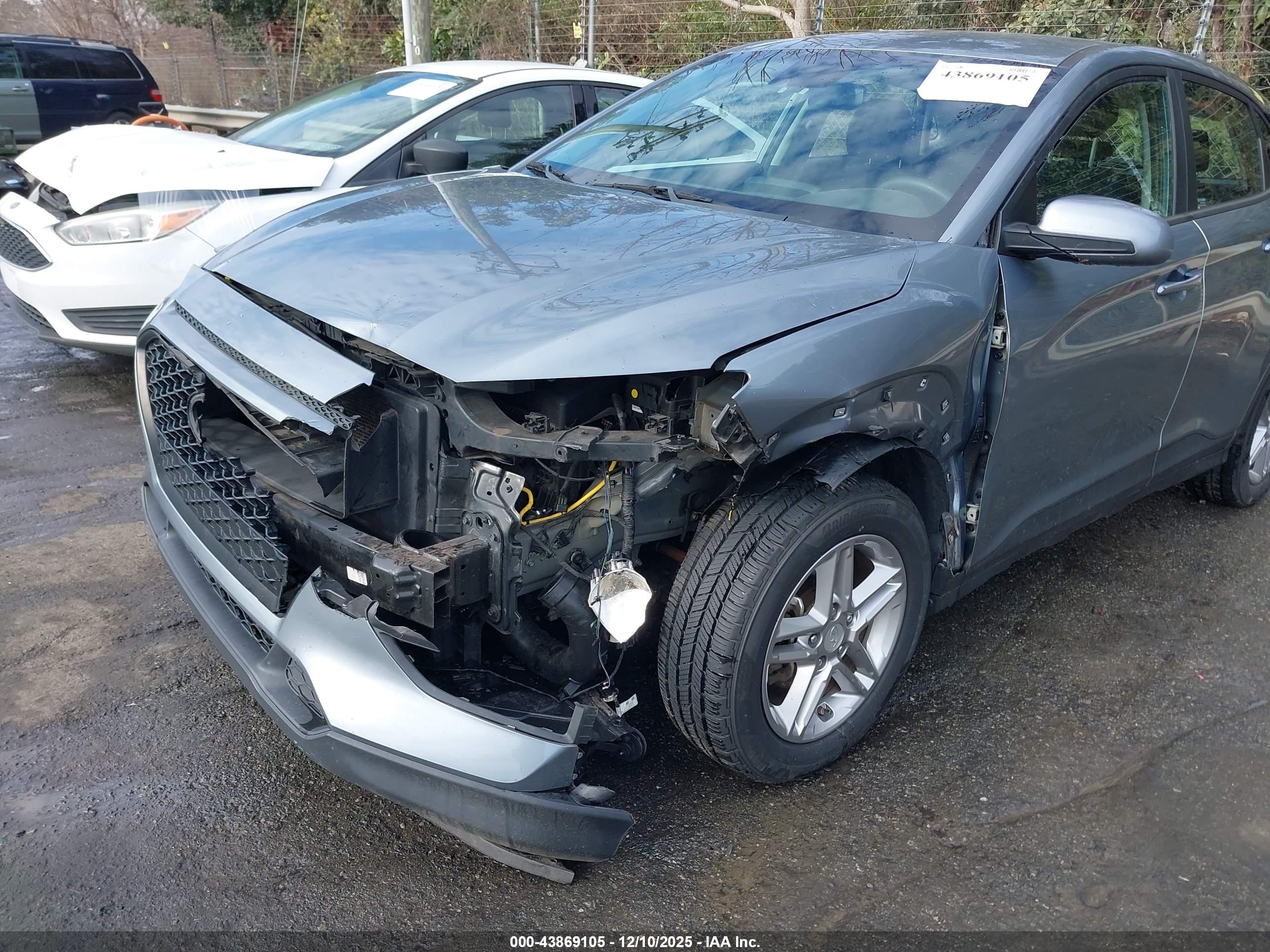 HYUNDAI KONA image 6