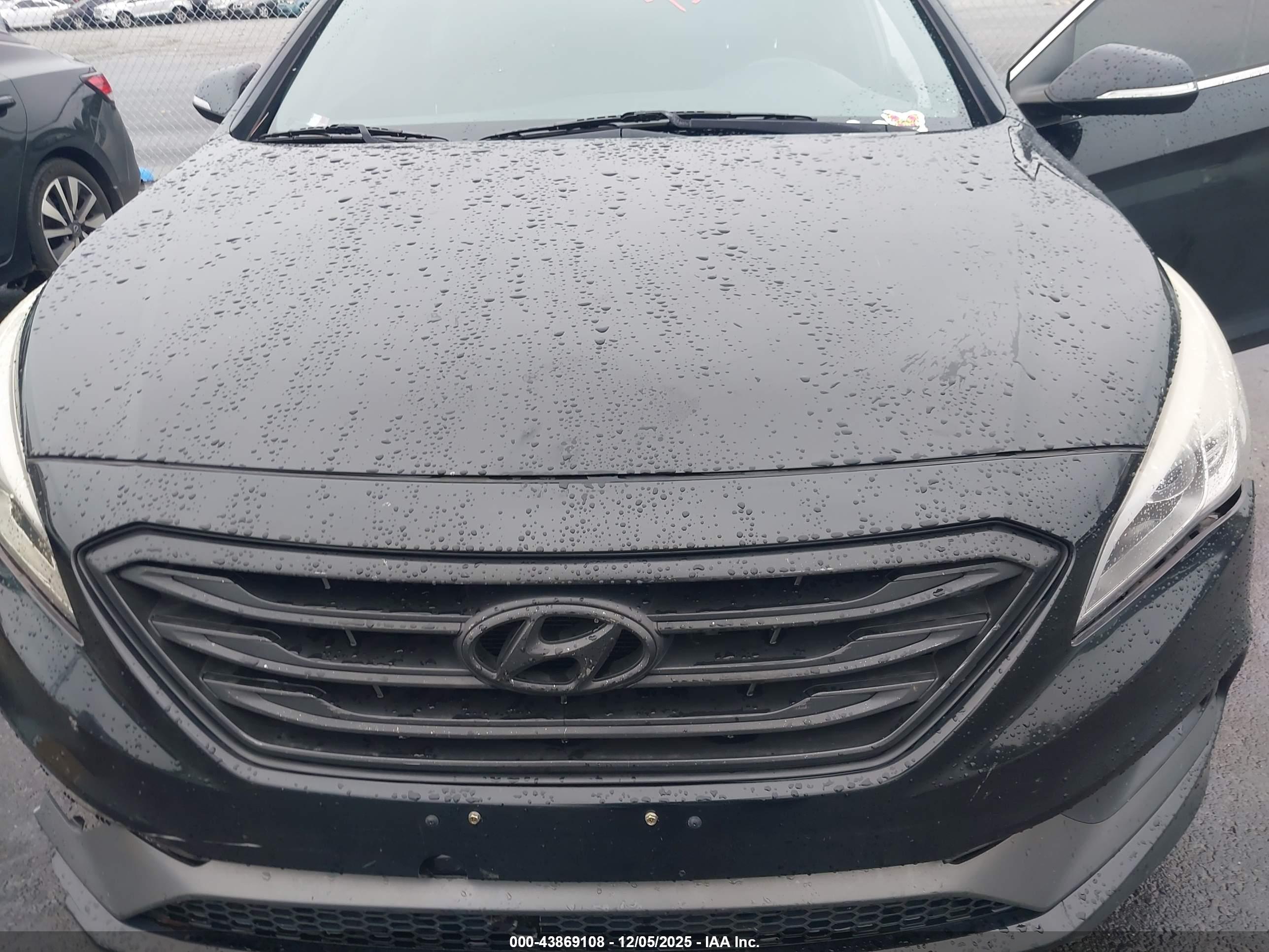HYUNDAI SONATA image 10