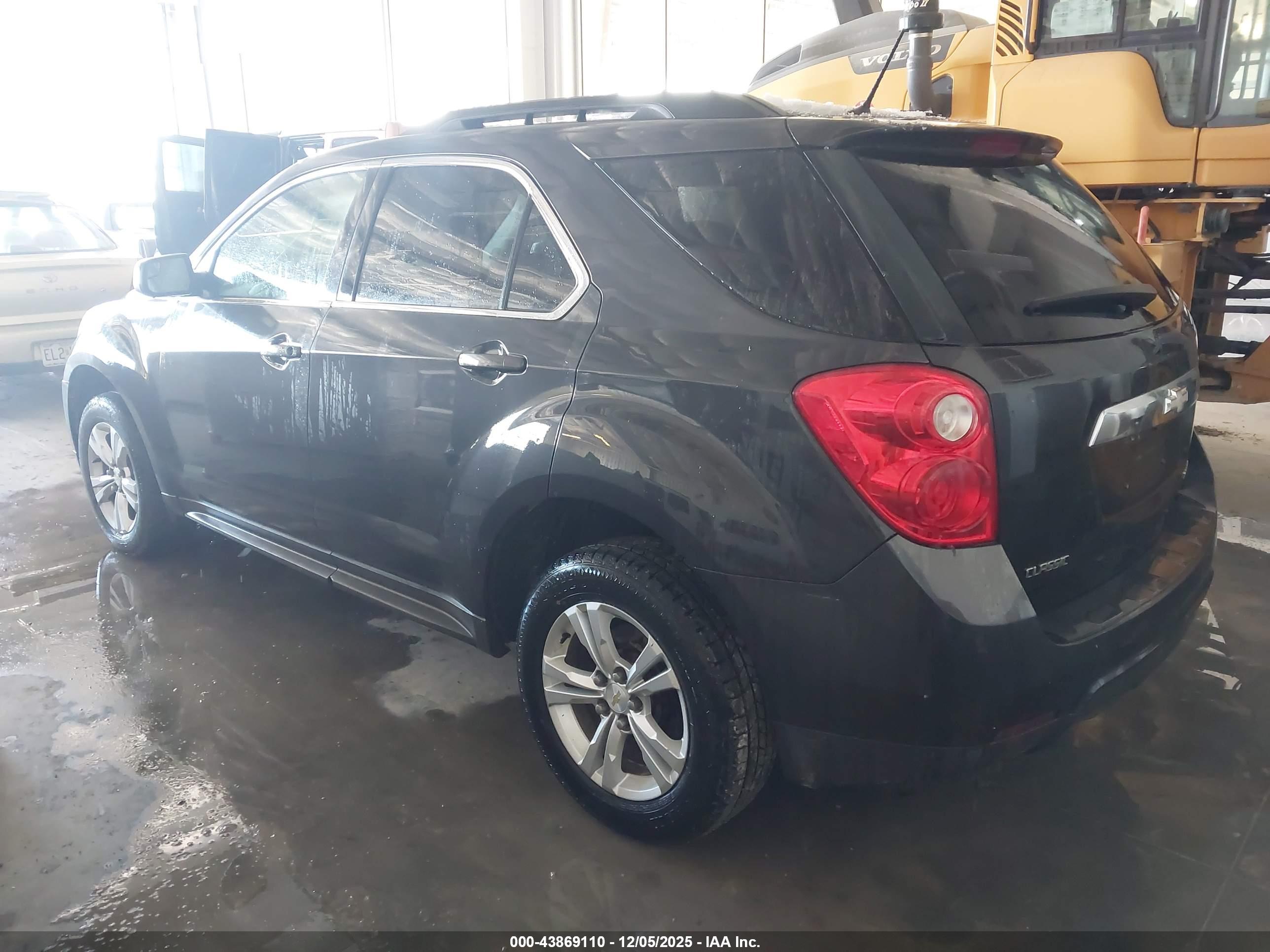 CHEVROLET EQUINOX image 3