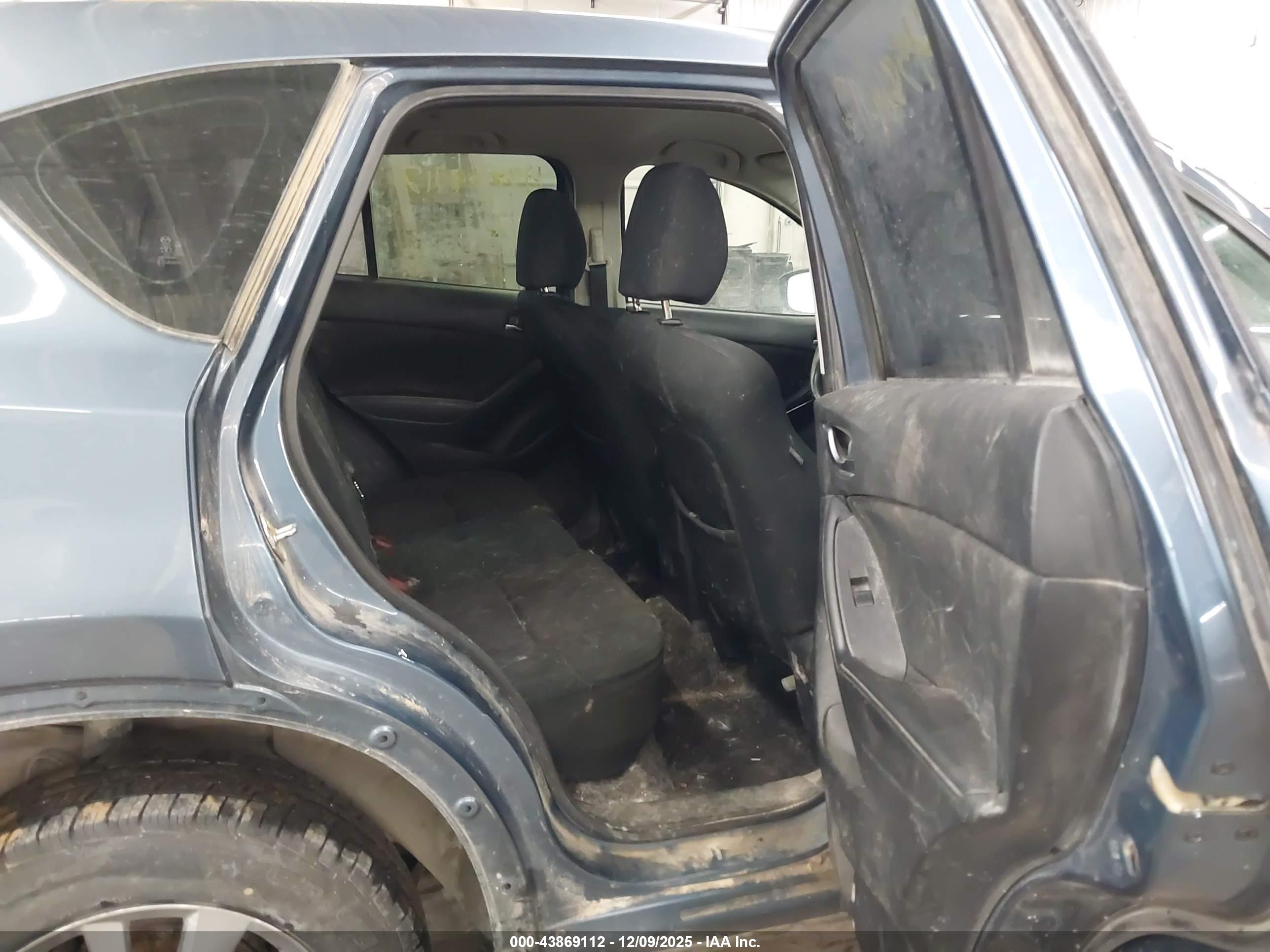 MAZDA CX-5 image 8